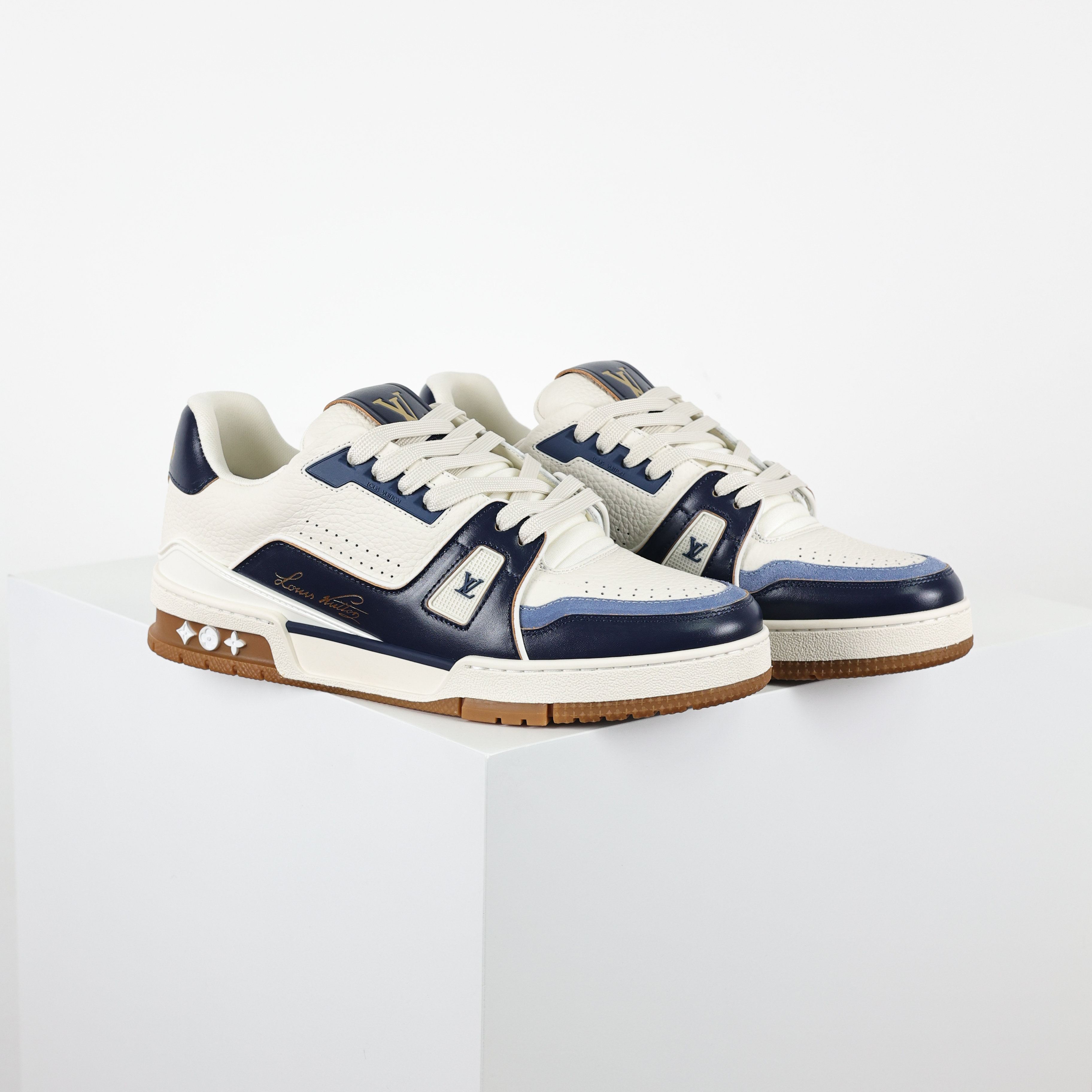 Louis Vuitton Best UA Batch LV Trainer - Hand-finished Luxury Sport Shoes for Men & Women MAX 1AKB8Y-D0