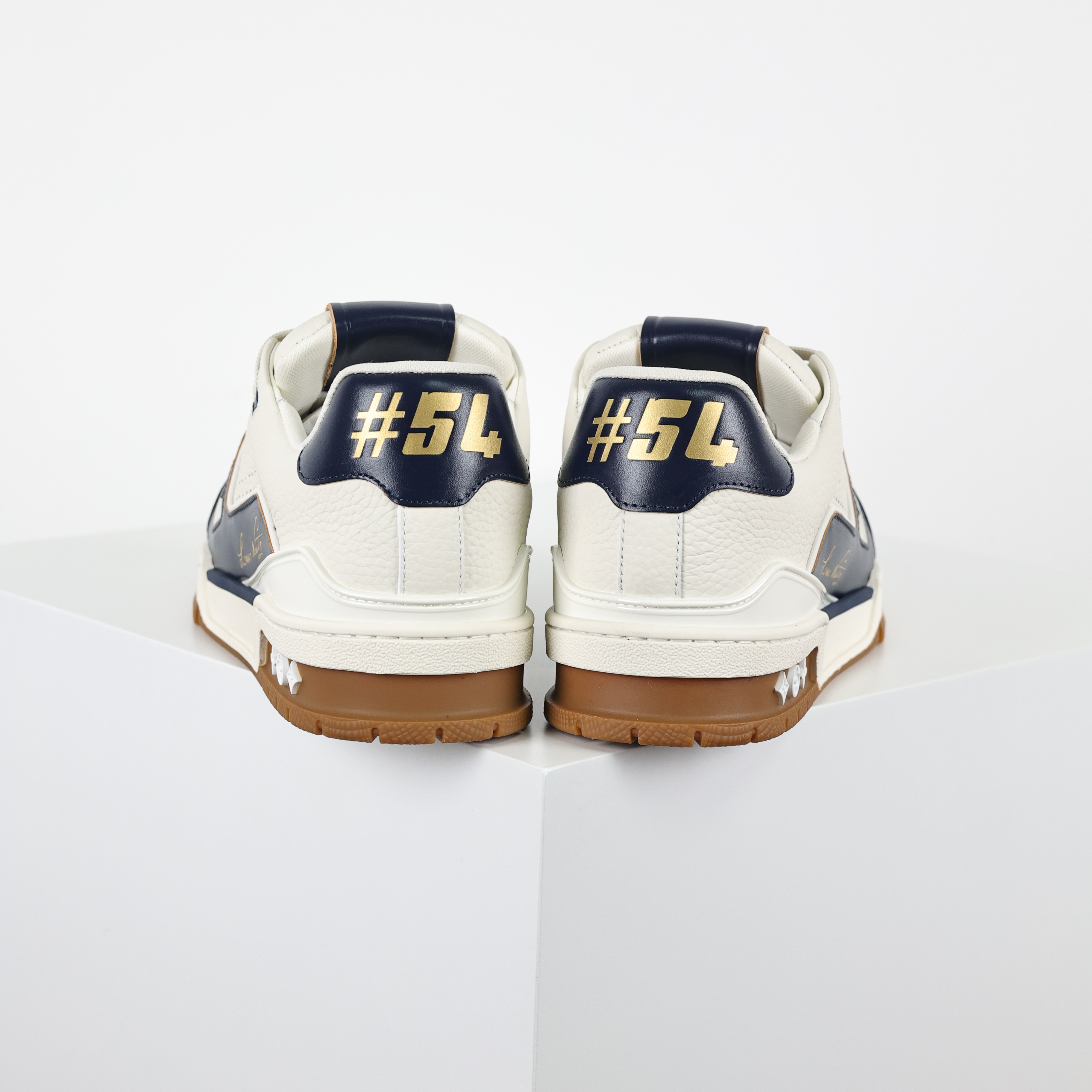 Louis Vuitton Best UA Batch LV Trainer - Hand-finished Luxury Sport Shoes for Men & Women MAX 1AKB8Y-D0