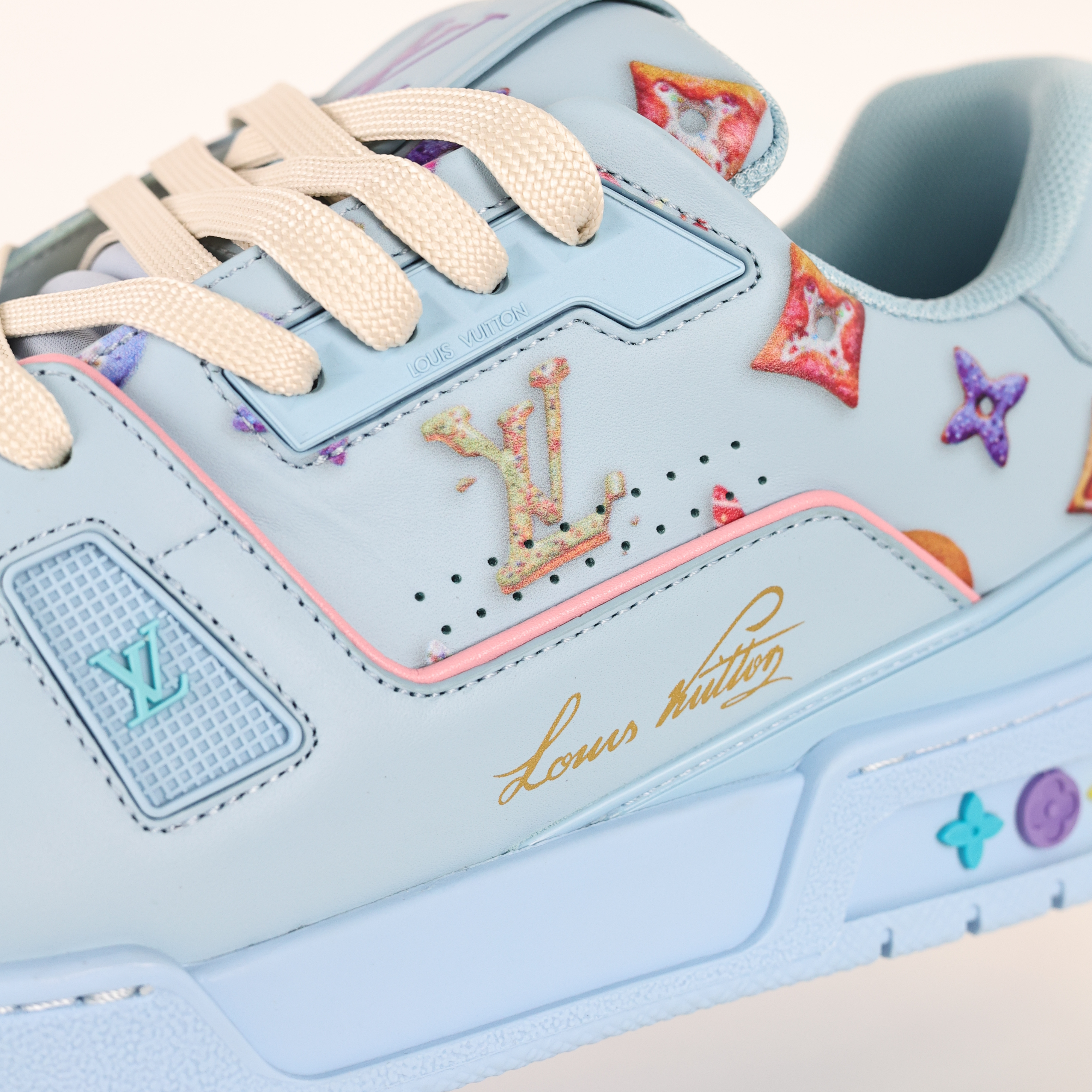 Louis Vuitton Best UA Batch LV Trainer - Hand-finished Luxury Sport Shoes for Men & Women MAX 1AJWF3-D0 