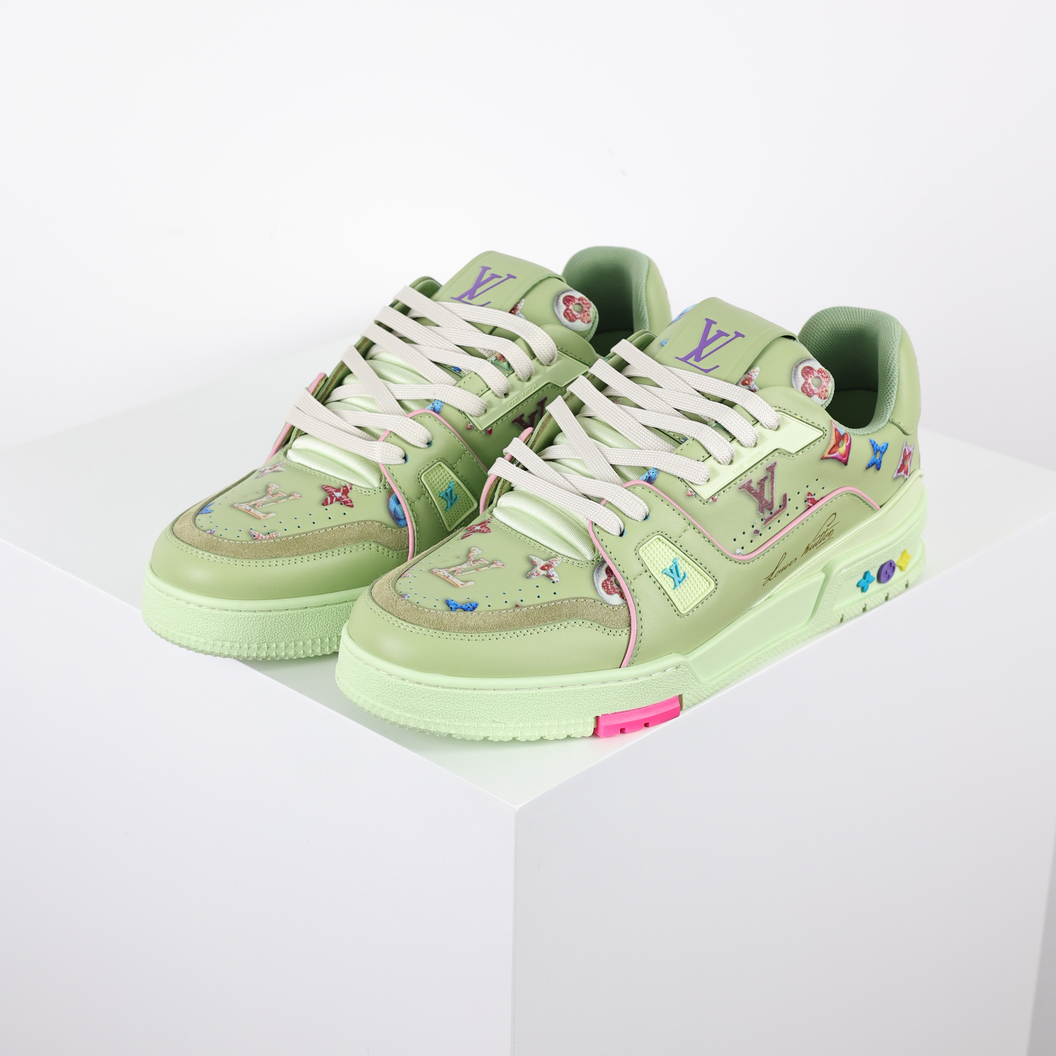 Louis Vuitton Best UA Batch LV Trainer - Hand-finished Luxury Sport Shoes for Men & Women MAX 1AJWED-D0 