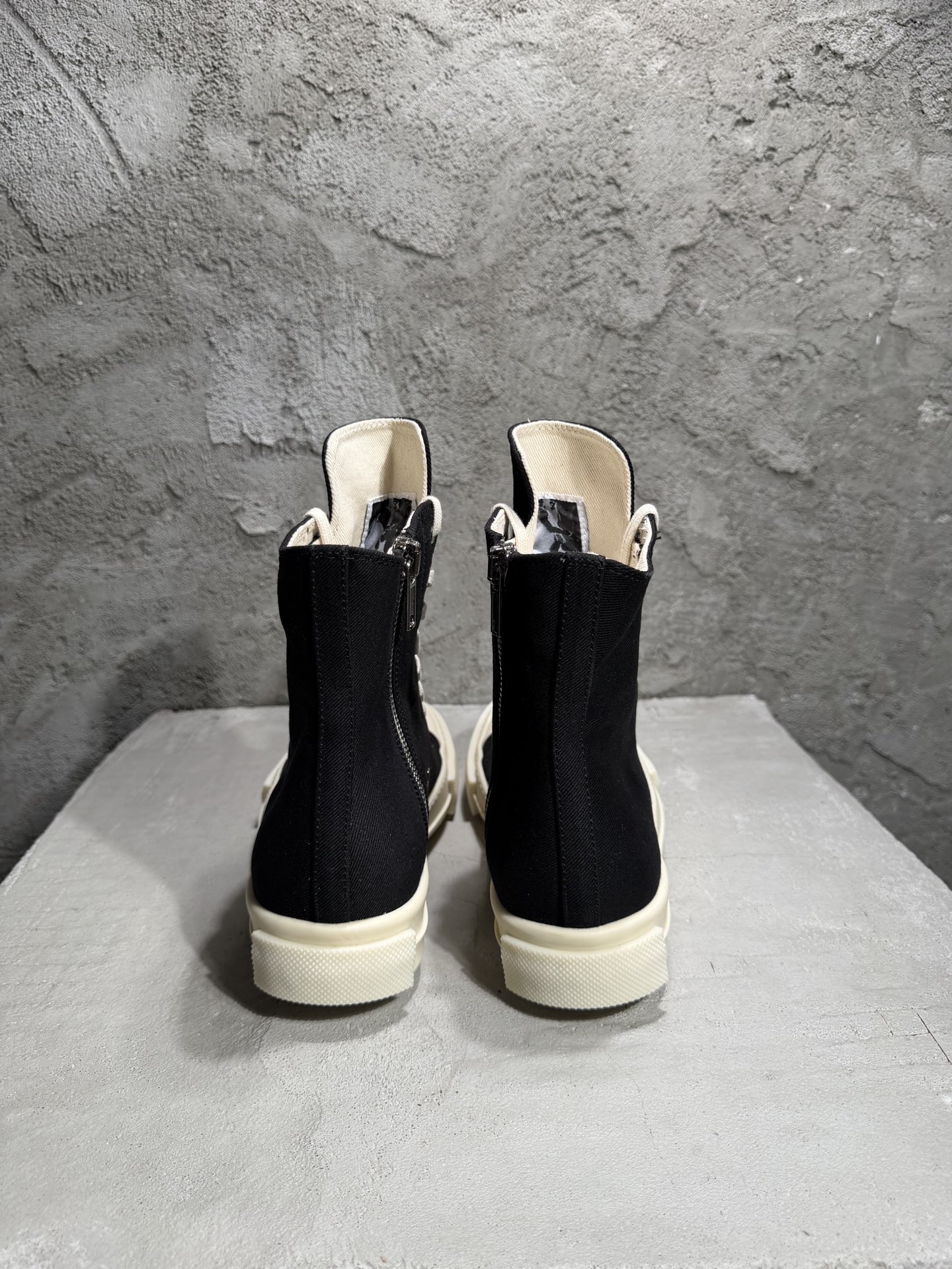 RICK OWENS RO 圆头 高筒  板鞋 休闲鞋 波鞋 男鞋  帆布  黑白 颗粒鞋头 DU01F4800DOEH4-911