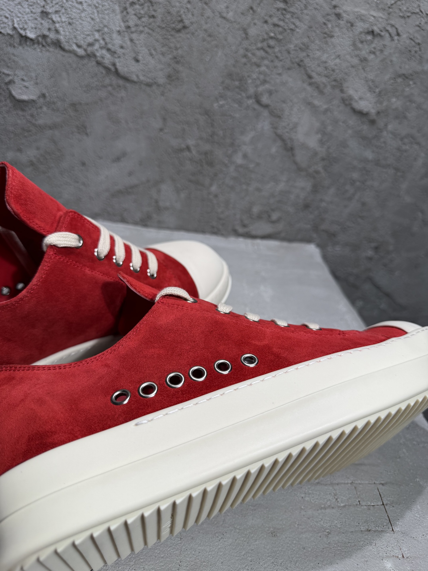 RICK OWENS RO 圆头 板鞋 休闲鞋 波鞋 男鞋  帆布  低筒  红色 麂皮侧面六孔  RR01F2895LVS-7311