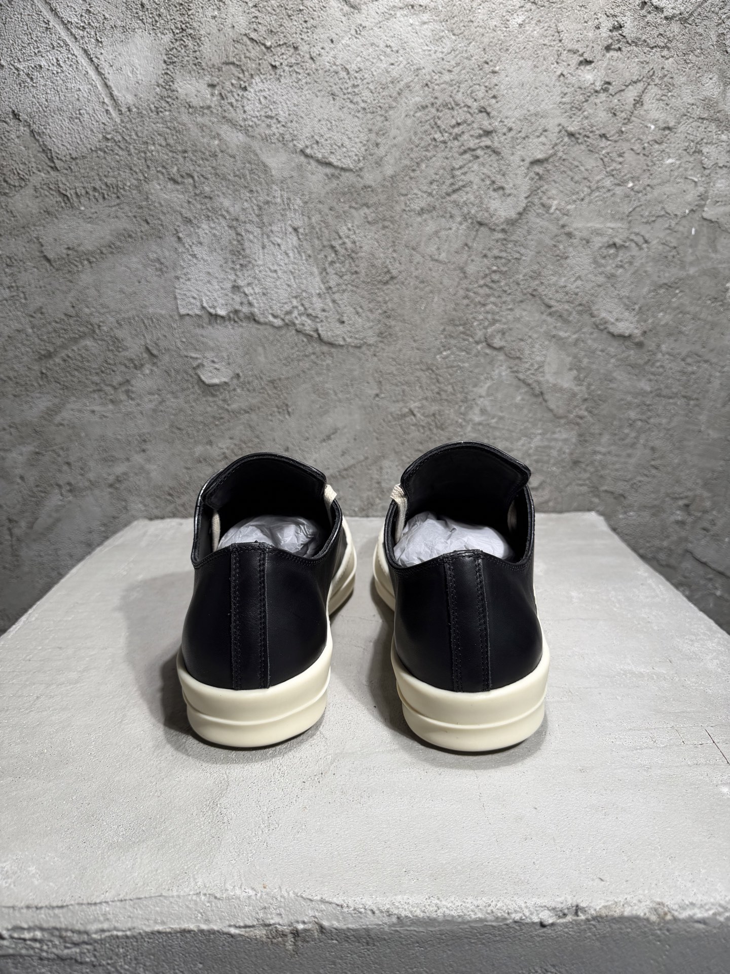 RICK OWENS RO 圆头 板鞋 休闲鞋 波鞋 男鞋  帆布  低筒  白色 头层皮侧面六孔  DU01F4822DOEH41-111