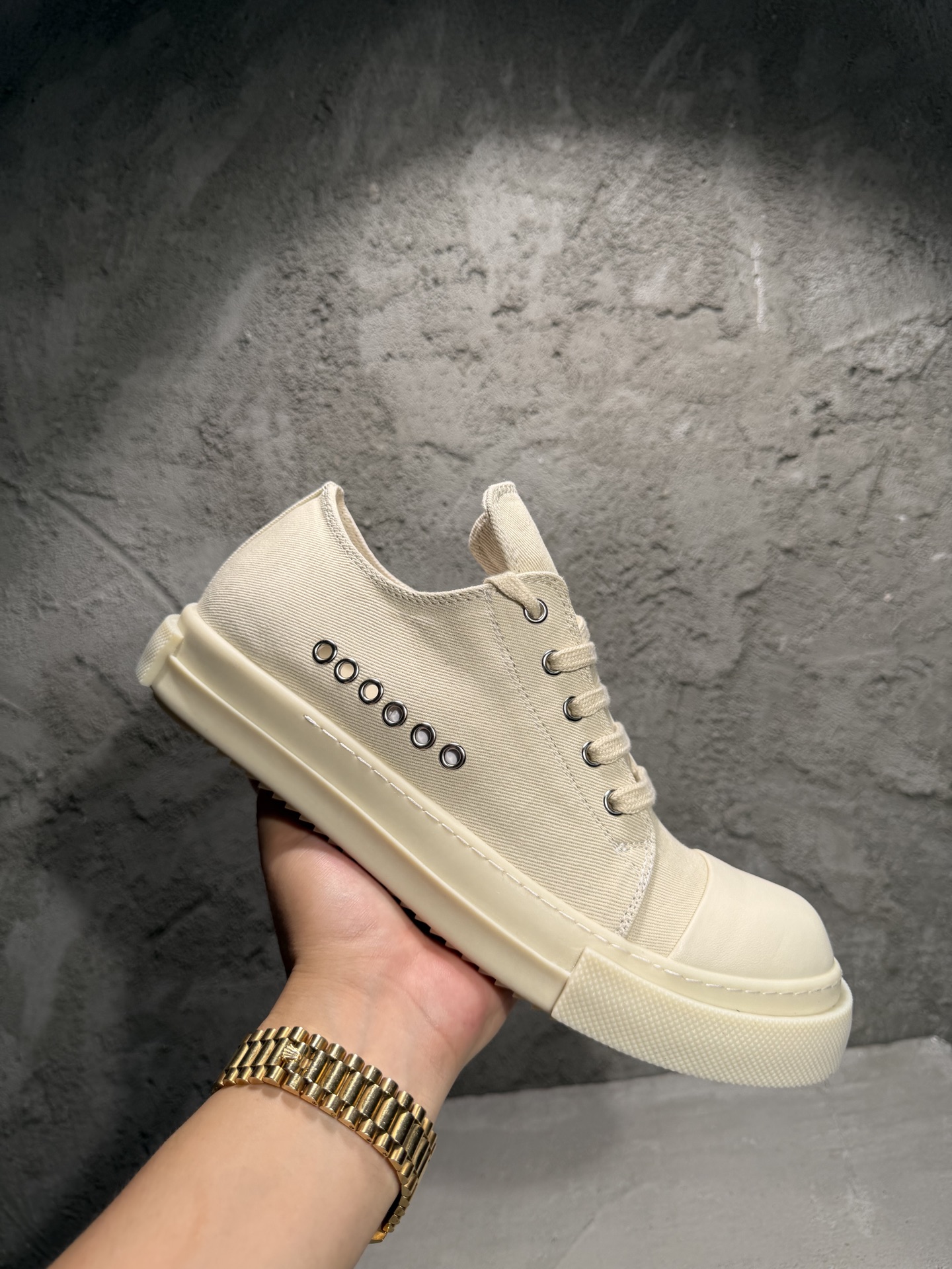 RICK OWENS RO 圆头 板鞋 休闲鞋 波鞋 男鞋  帆布  低筒  白色 牛仔布侧面六孔  DU01F4822DOEH41-111