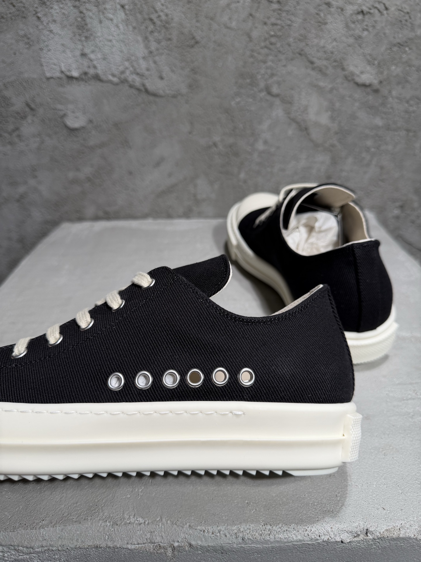 RICK OWENS RO 圆头 板鞋 休闲鞋 波鞋 男鞋  帆布  黑白 低筒  牛仔布侧面六孔  DU01F4822DOEH2-911