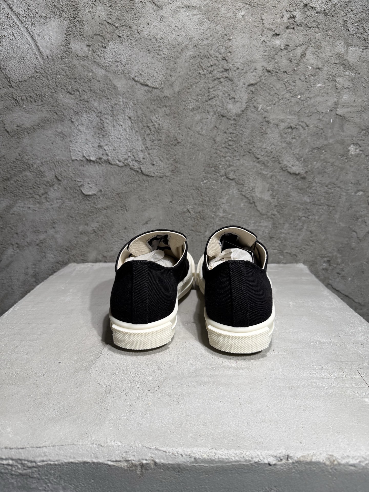 RICK OWENS RO 圆头 板鞋 休闲鞋 波鞋 男鞋  帆布  黑白 低筒  牛仔布侧面六孔  DU01F4822DOEH2-911