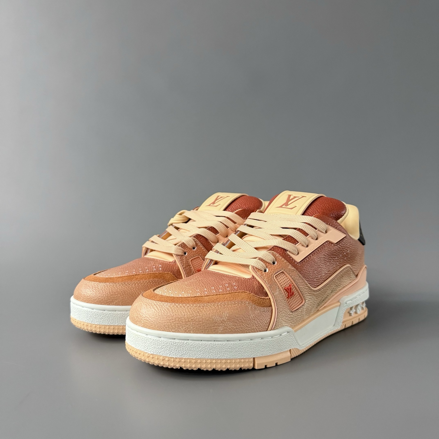 Louis Vuitton Best UA Batch LV Trainer - Hand-finished Luxury Sport Shoes for Men & Women  1AJTPX