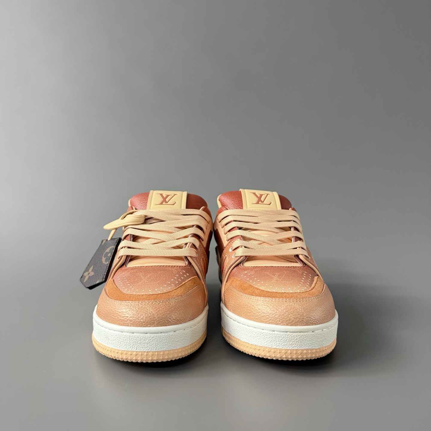 Louis Vuitton Best UA Batch LV Trainer - Hand-finished Luxury Sport Shoes for Men & Women  1AJTPX
