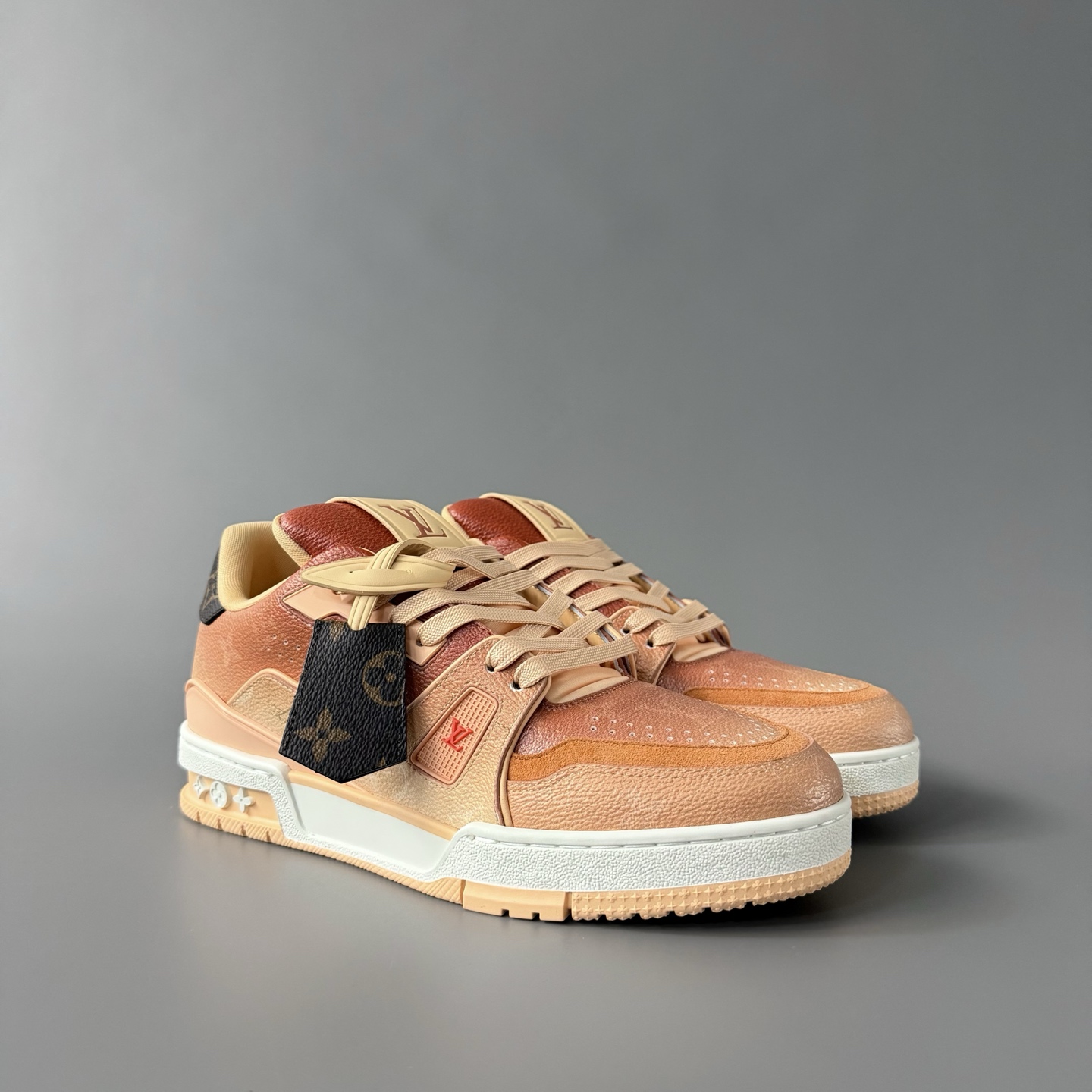 Louis Vuitton Best UA Batch LV Trainer - Hand-finished Luxury Sport Shoes for Men & Women  1AJTPX