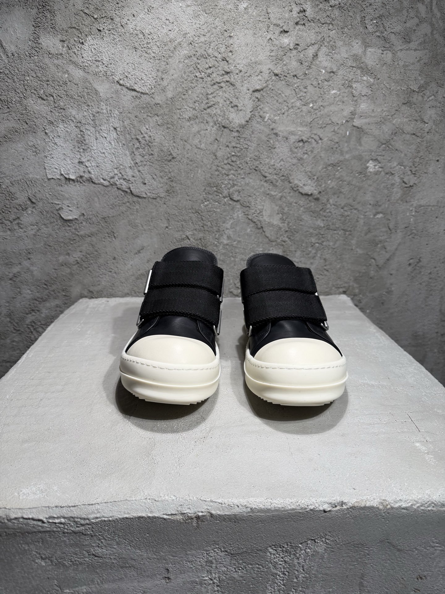 RICK OWENS RO 圆头 板鞋 休闲鞋 波鞋 男鞋  帆布  低筒   黑白 魔术贴 RU01F2896LCO-911