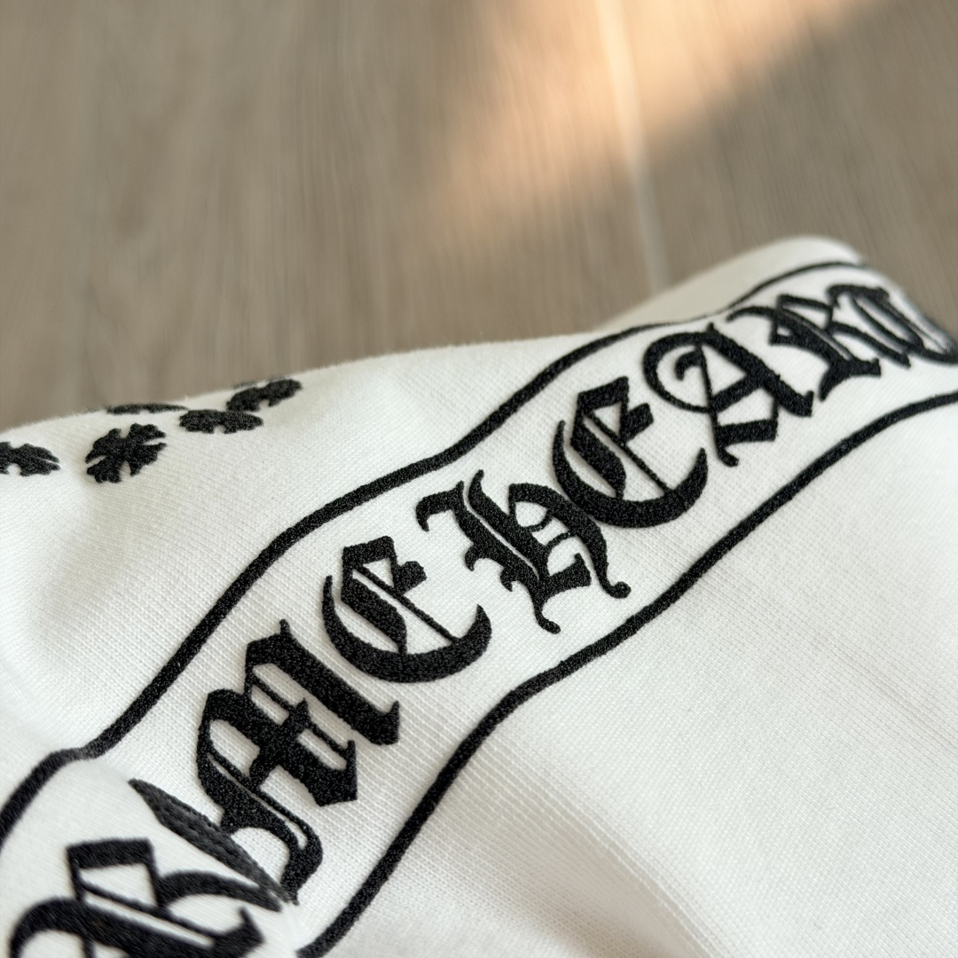 Chrome Hearts 克罗心  CH 圆领长袖T 小十字+大十字
