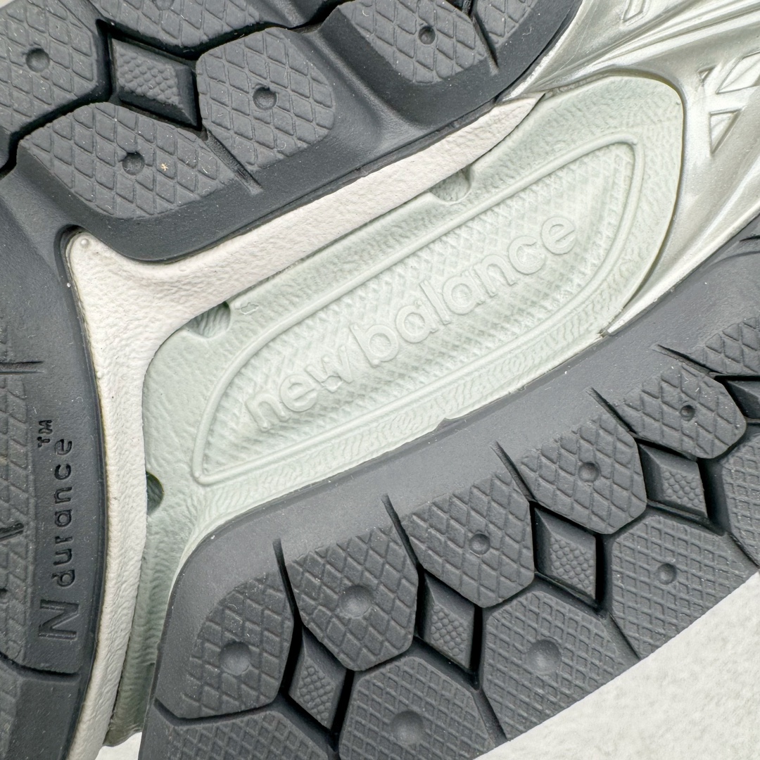 新版  New Balance NB Cordura Triple Black 1906R 低筒 复古跑鞋 耐磨透气 休闲鞋 运动鞋 男鞋 女鞋M 银灰色 M1906AG