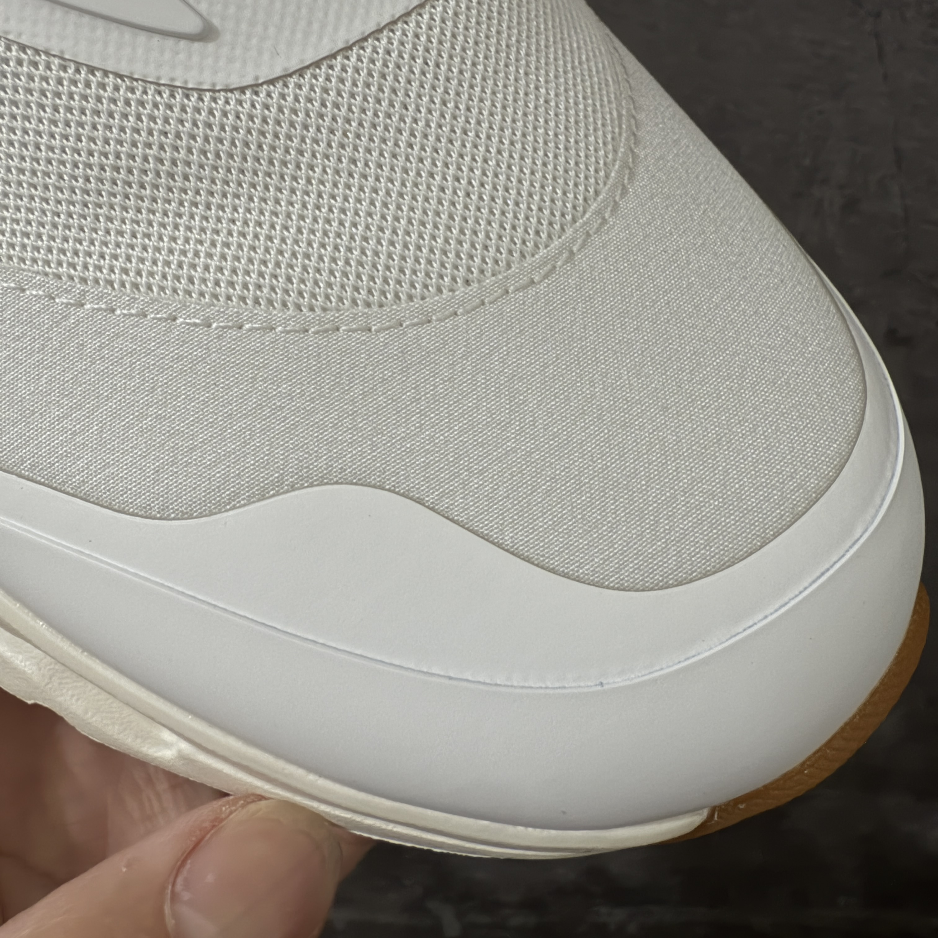 On昂跑 LOEWE x On Cloudtilt 2.0 低筒 时尚舒适防滑耐磨  波鞋 跑步鞋 女款男款 白藏蓝