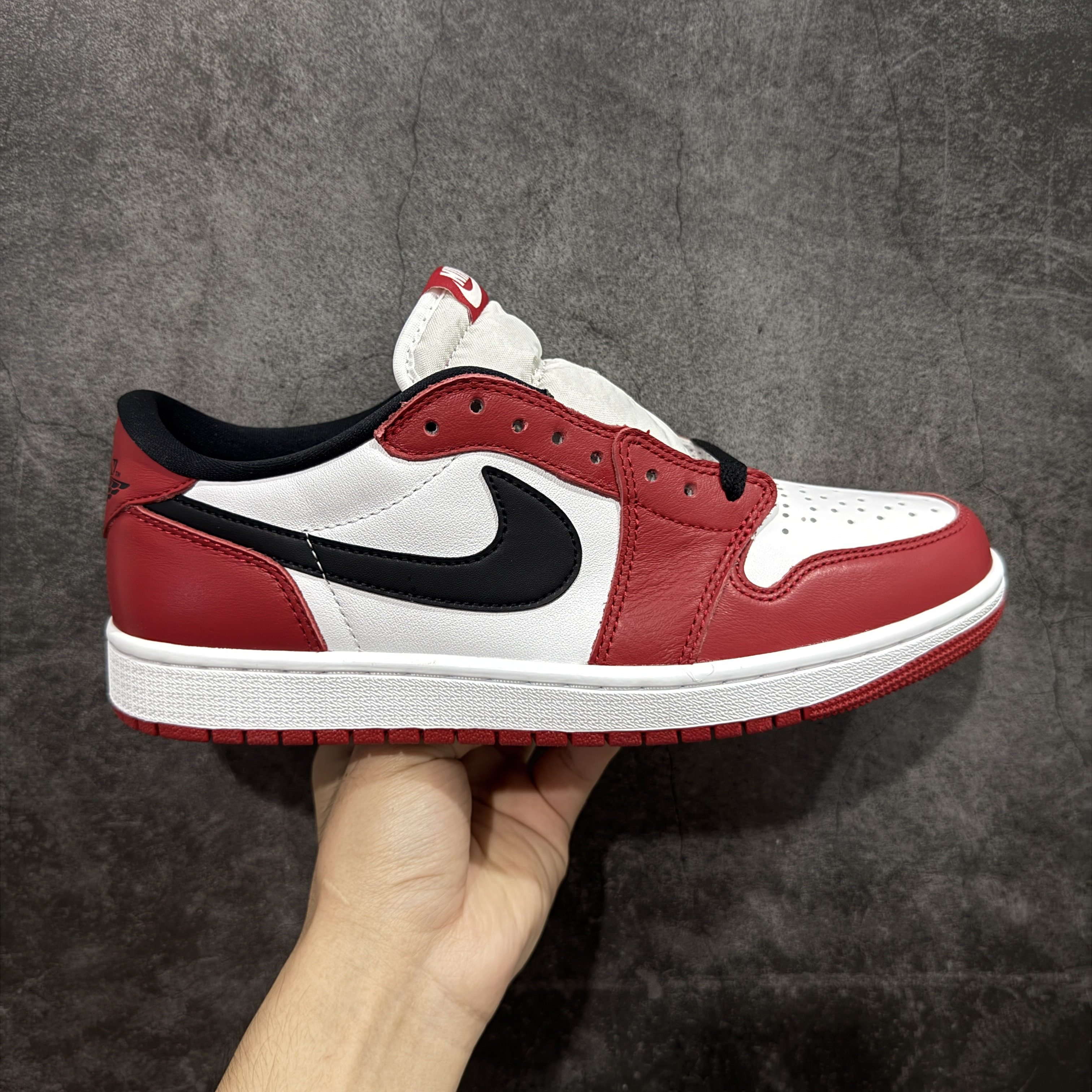 2025 Air Jordan 1 Retro Low Chicago AJ1 OG 低筒 板鞋 休闲鞋 男鞋 芝加哥  HQ6998-600