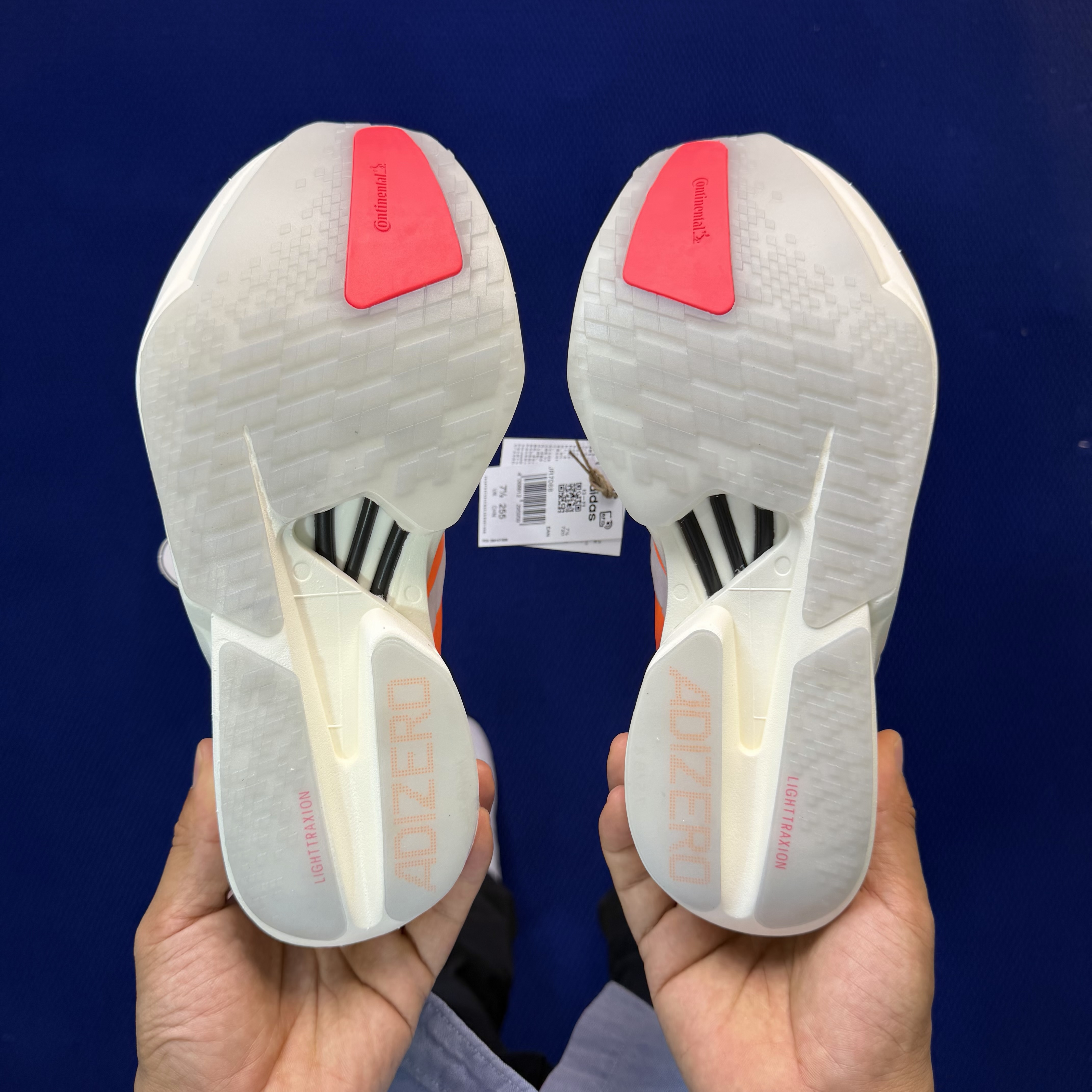 Adizero Adios Pro 4  低筒 舒适百搭 防滑耐磨 马拉松 训练竞速 跑步鞋 女款 男款 波鞋 白橙色 JR7088