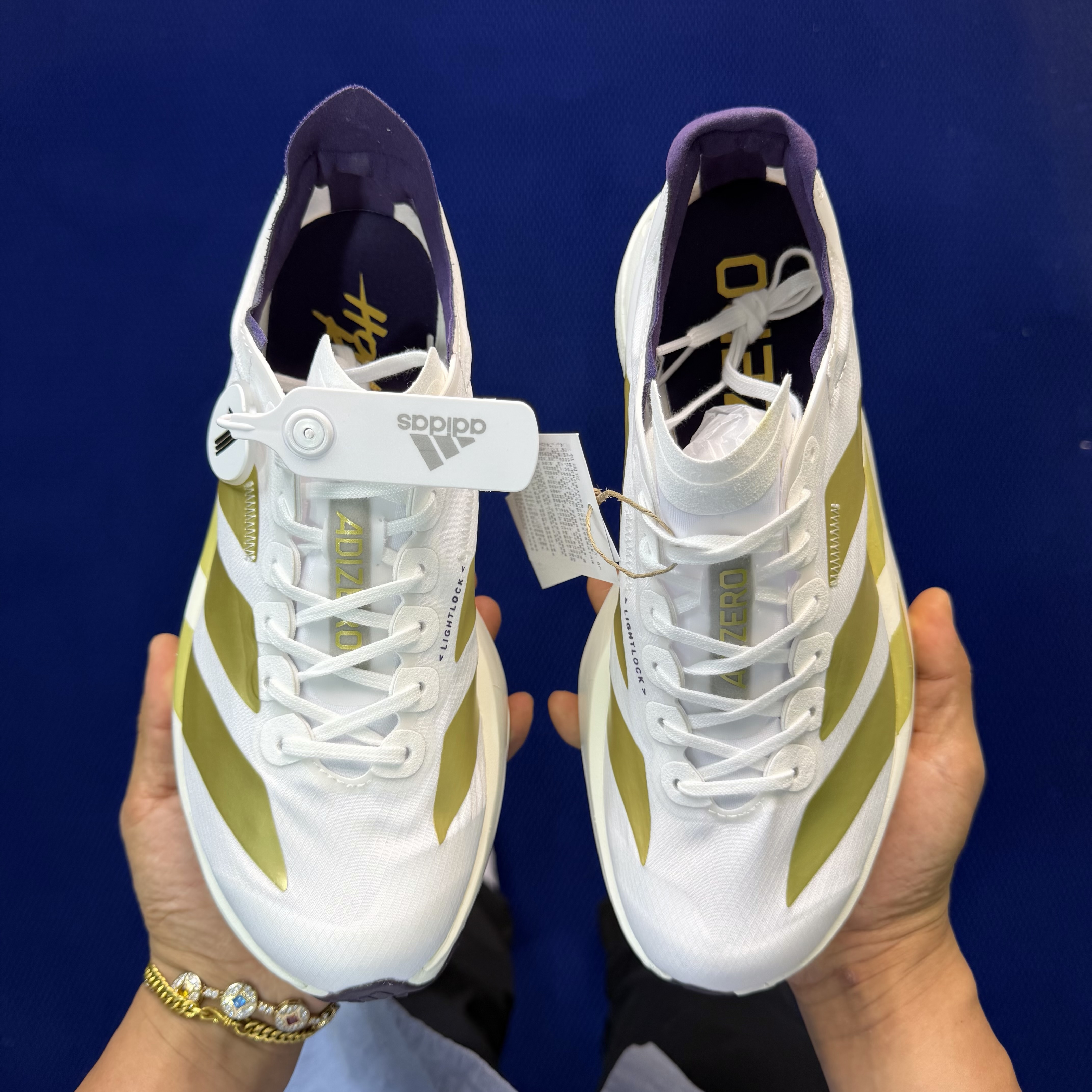 Adizero Adios Pro 4  低筒 舒适百搭 防滑耐磨 马拉松 训练竞速 跑步鞋 女款 男款 波鞋 白金