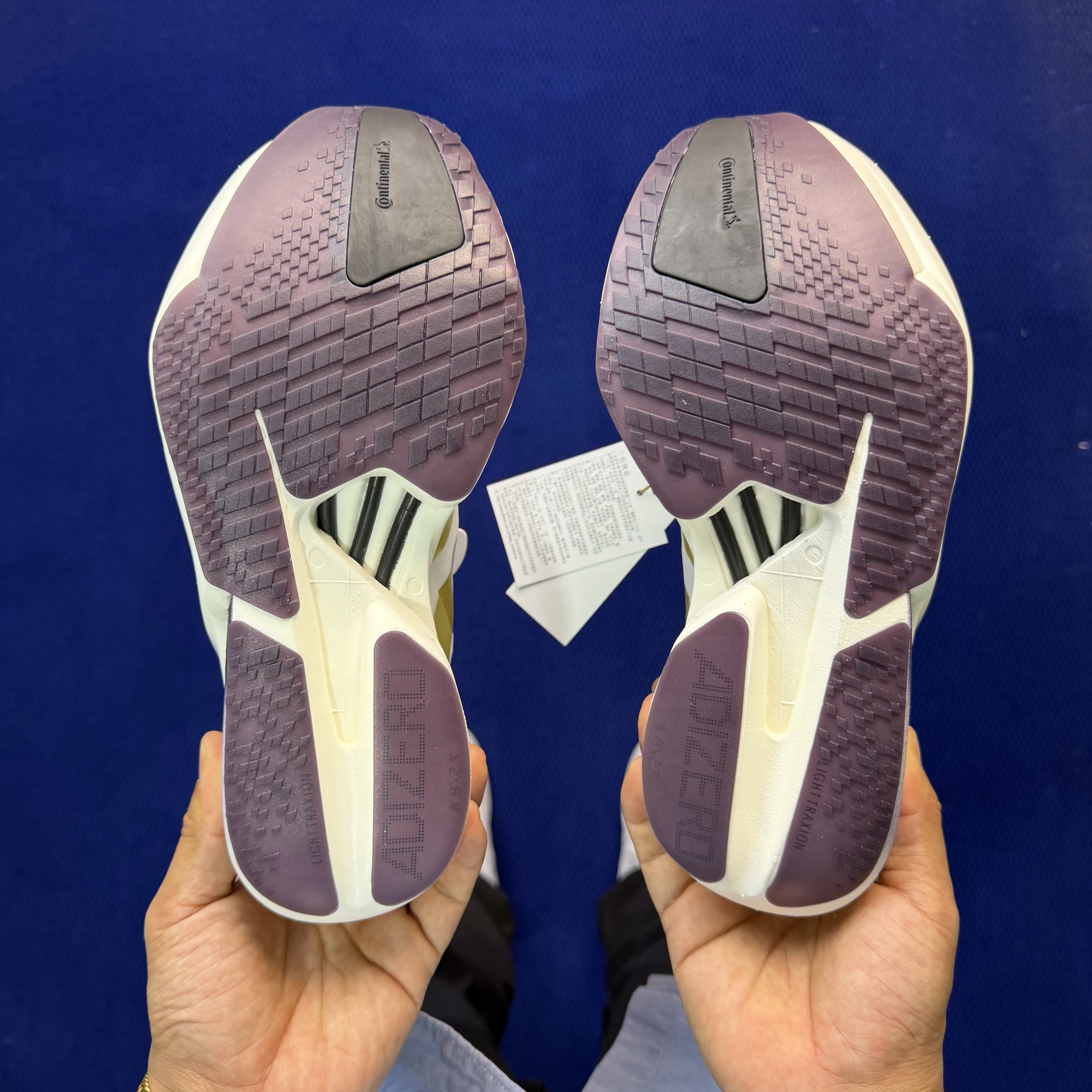 Adizero Adios Pro 4  低筒 舒适百搭 防滑耐磨 马拉松 训练竞速 跑步鞋 女款 男款 波鞋 白金