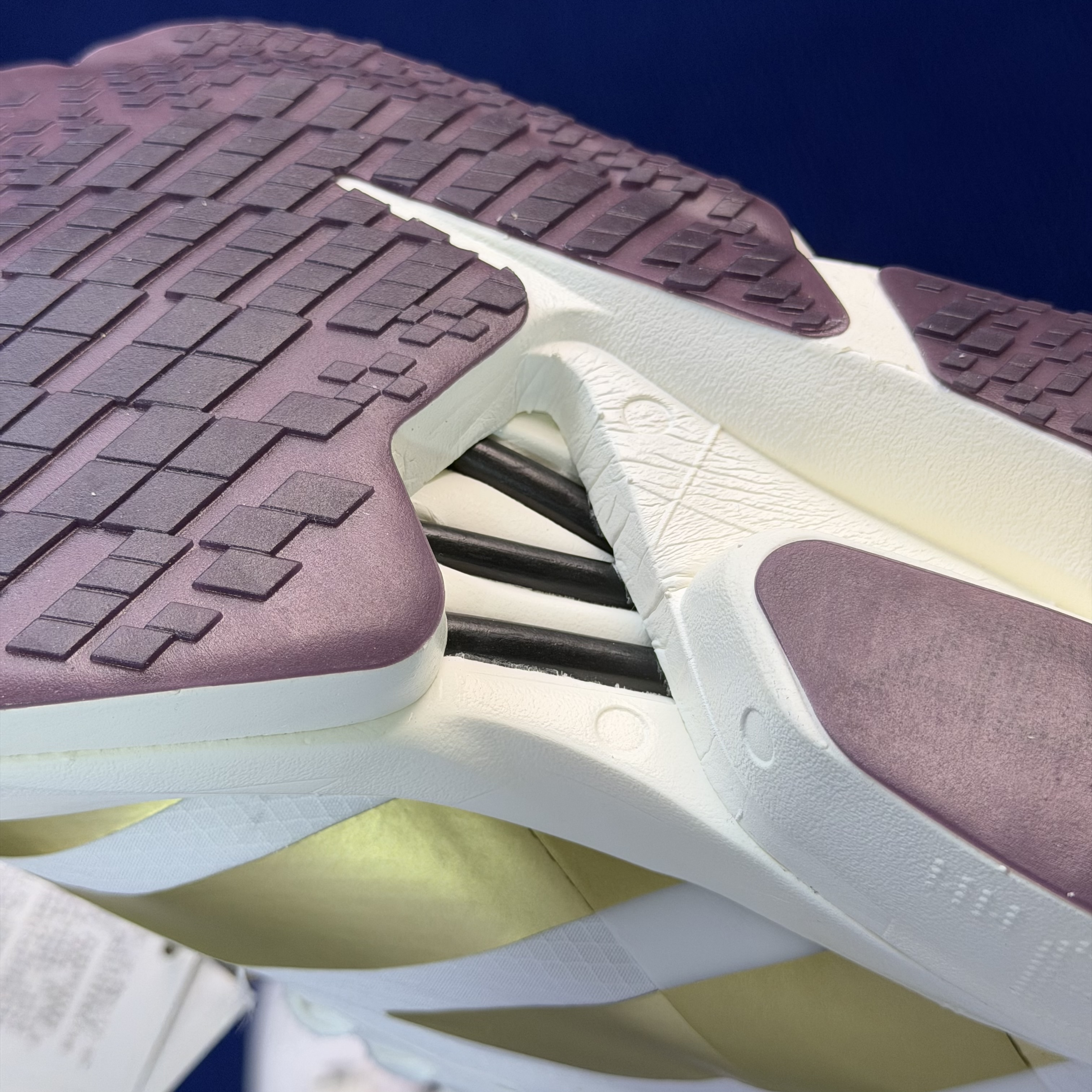 Adizero Adios Pro 4  低筒 舒适百搭 防滑耐磨 马拉松 训练竞速 跑步鞋 女款 男款 波鞋 白金