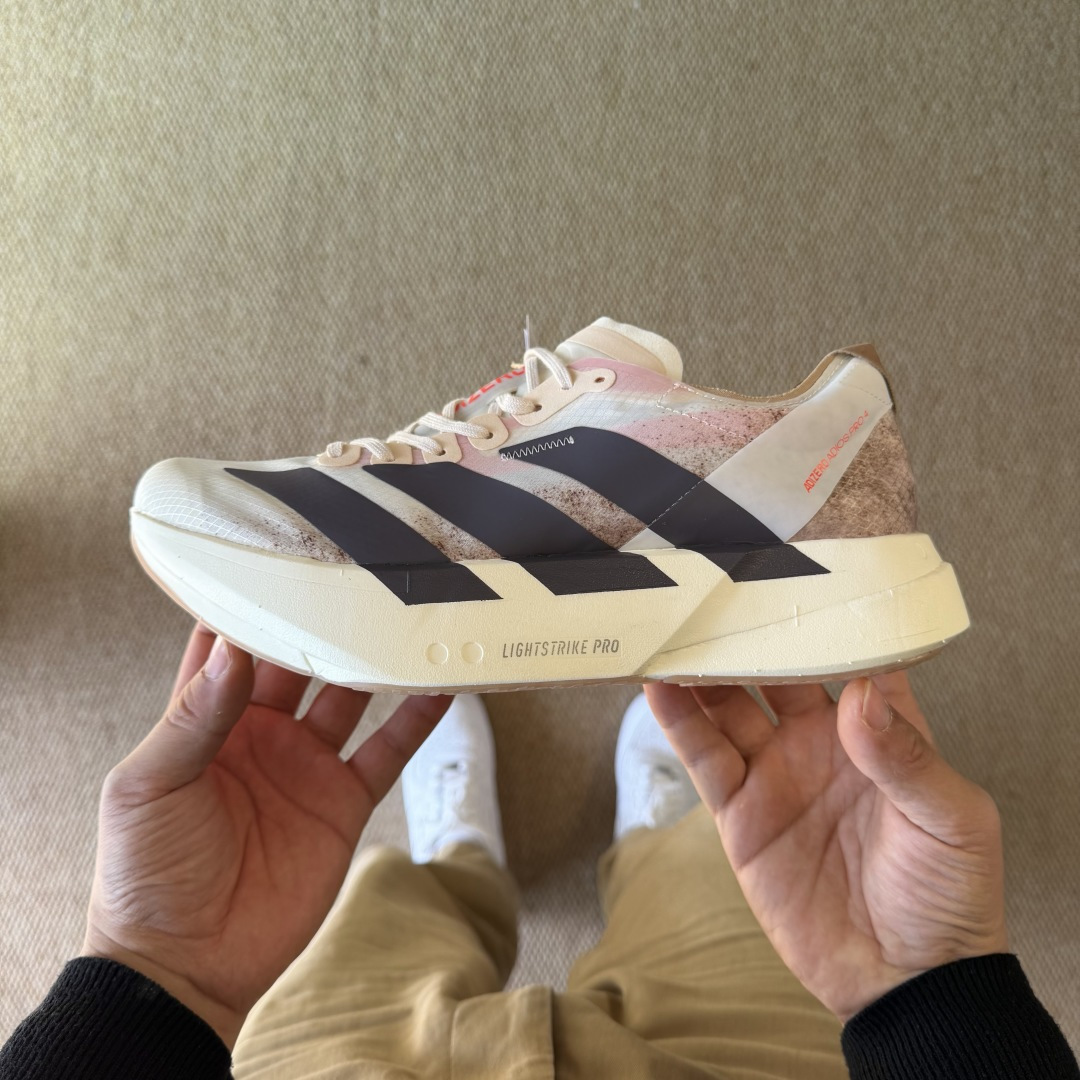 Adizero Adios Pro 4  低筒 舒适百搭 防滑耐磨 马拉松 训练竞速 跑步鞋 女款 男款 波鞋 粉白色 JR6367
