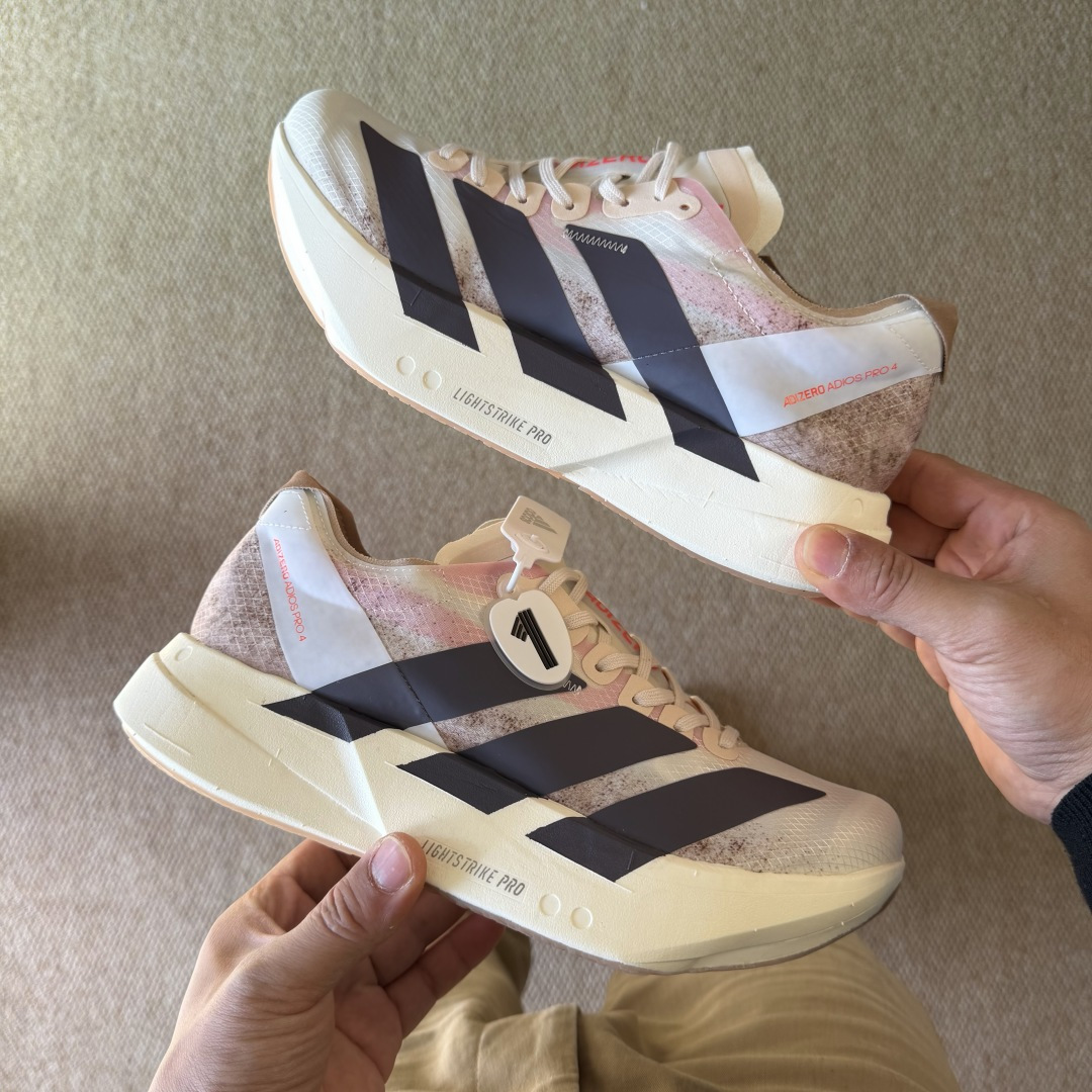 Adizero Adios Pro 4  低筒 舒适百搭 防滑耐磨 马拉松 训练竞速 跑步鞋 女款 男款 波鞋 粉白色 JR6367