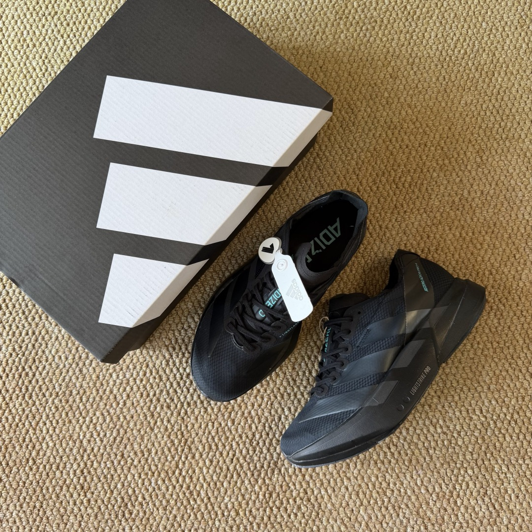 Adizero Adios Pro 4  低筒 舒适百搭 防滑耐磨 马拉松 训练竞速 跑步鞋 女款 男款 波鞋 黑色 HQ7411