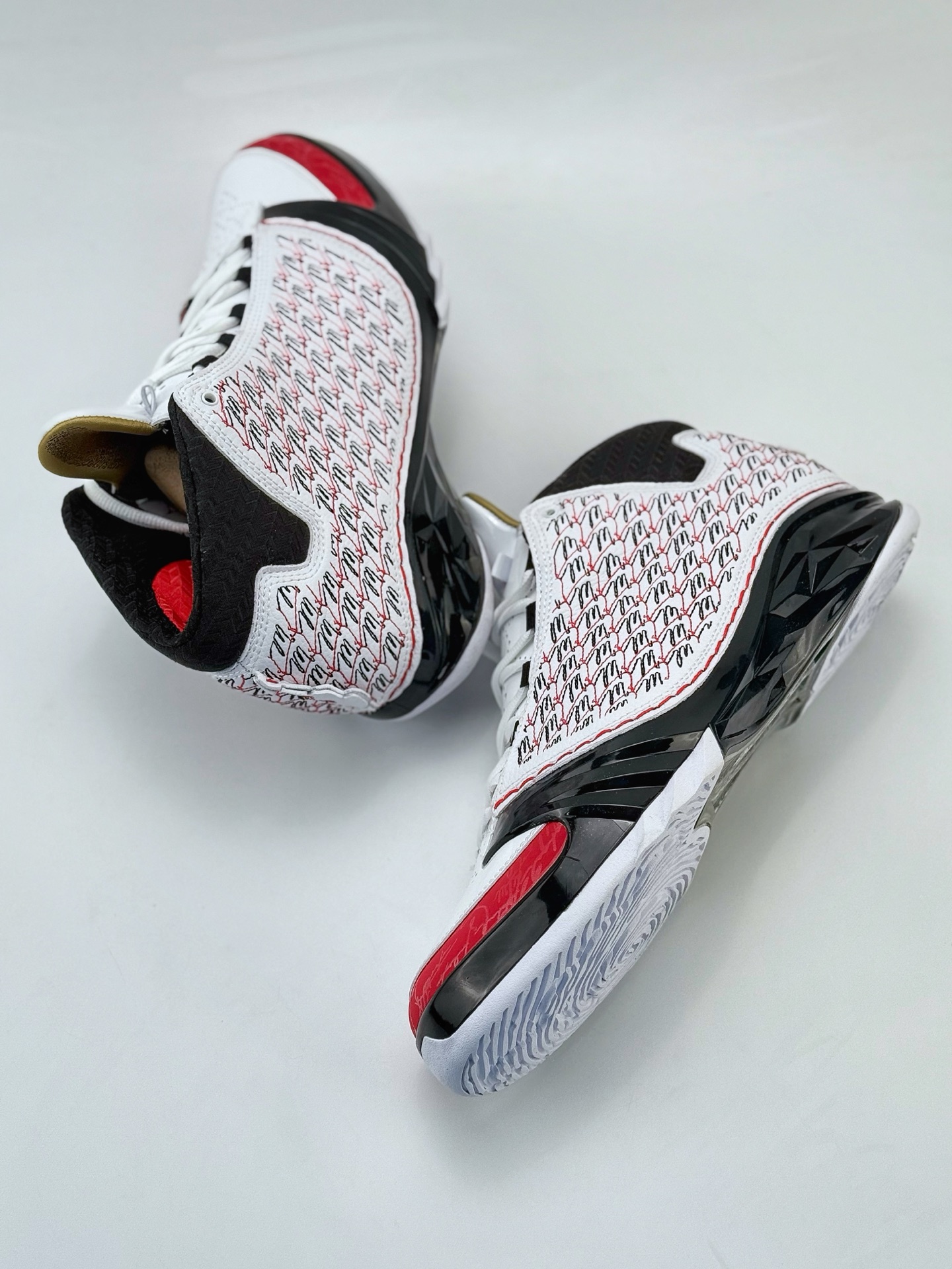 Jordan Air Jordan 23 Motorsports Wizards OG 款 AJ23 防滑轻便中帮复古篮球鞋  男款 黑白红  C0318377-101