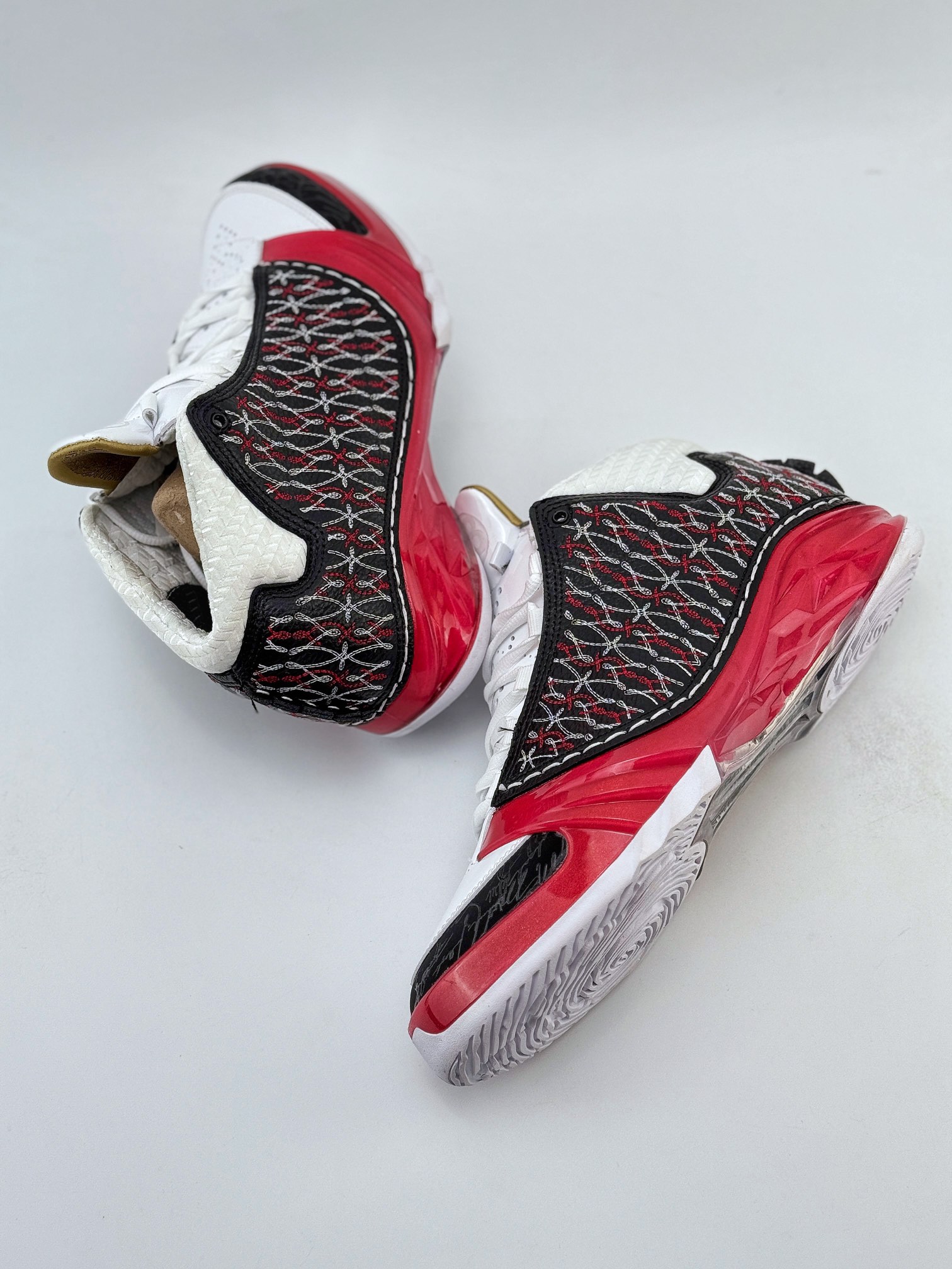 Jordan Air Jordan 23 Motorsports Wizards OG 款 AJ23 防滑轻便中帮复古篮球鞋  男款  C0白黑红 318376-061