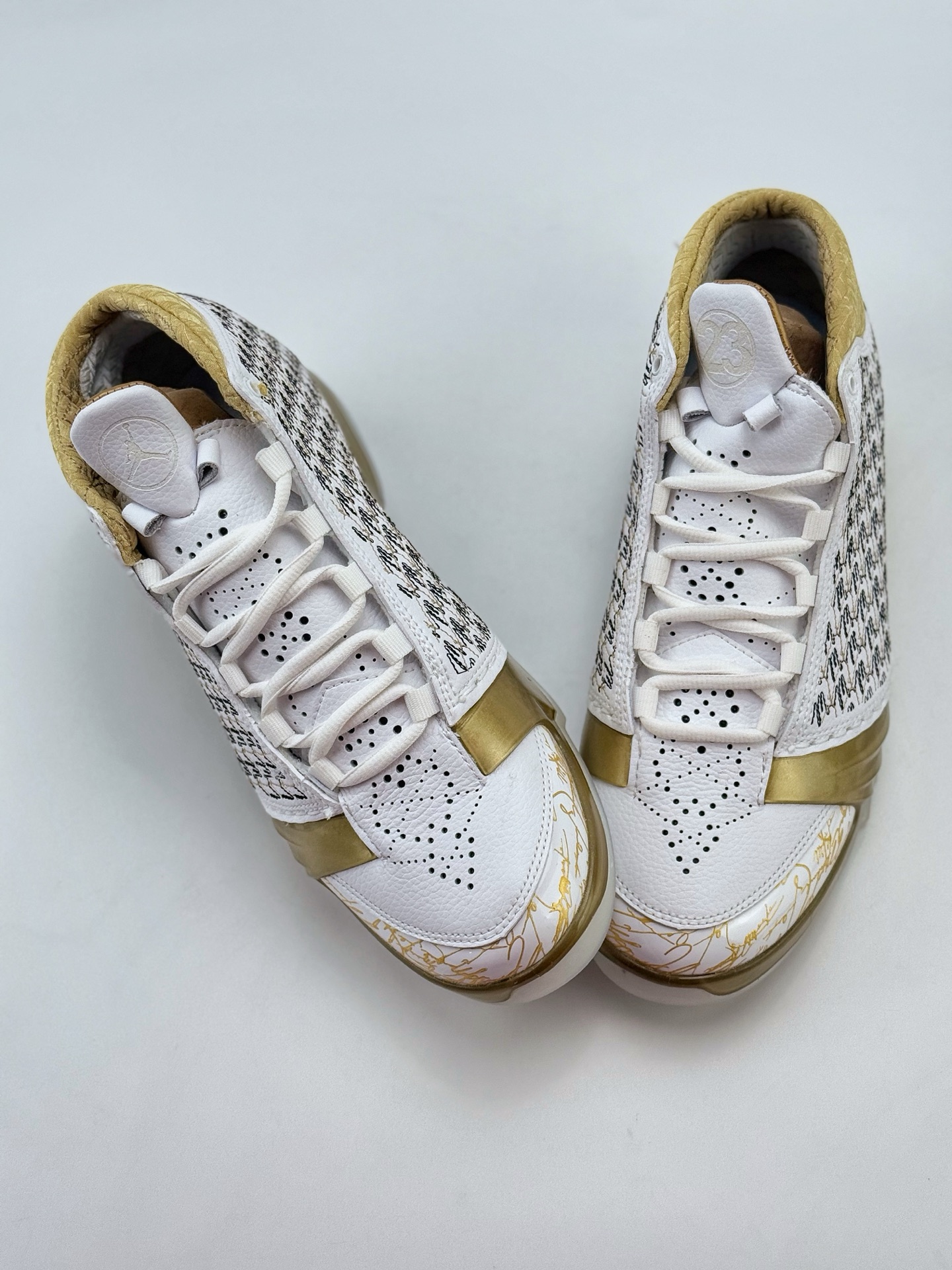 Jordan Air Jordan 23 Motorsports Wizards OG 款 AJ23 防滑轻便中帮复古篮球鞋  男款  C0白金 853336-123