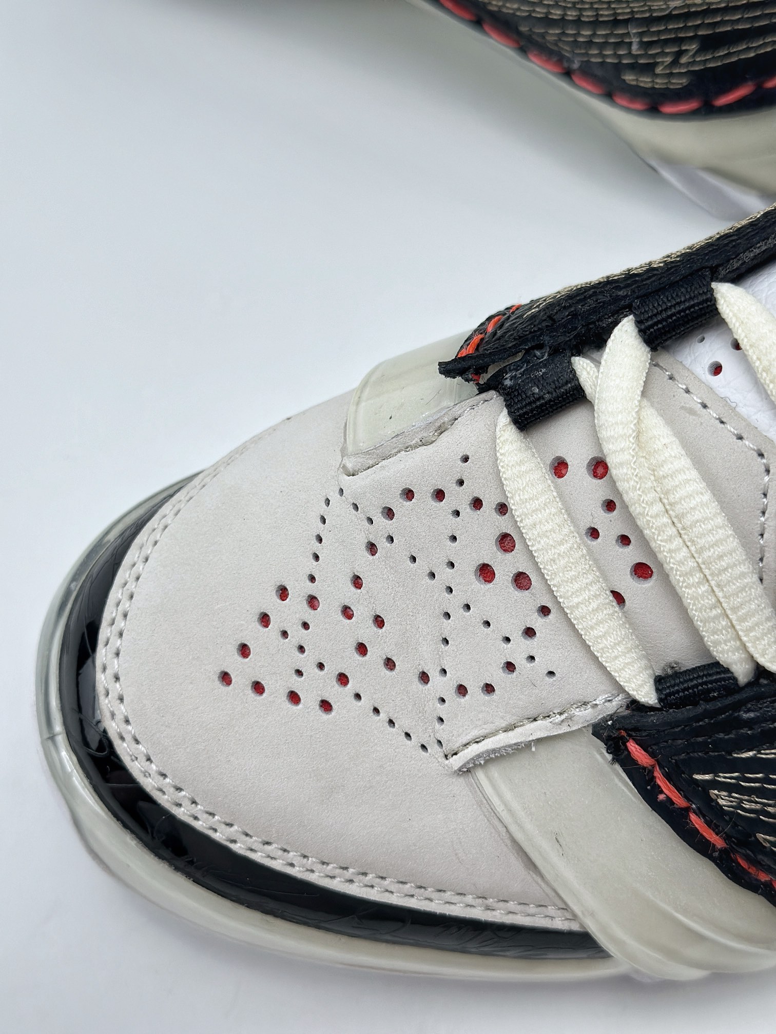 TITANX Jordan Air Jordan 23 Motorsports Wizards OG 款 AJ23 防滑轻便中帮复古篮球鞋  男款  C0白黑金 CZ6222-001