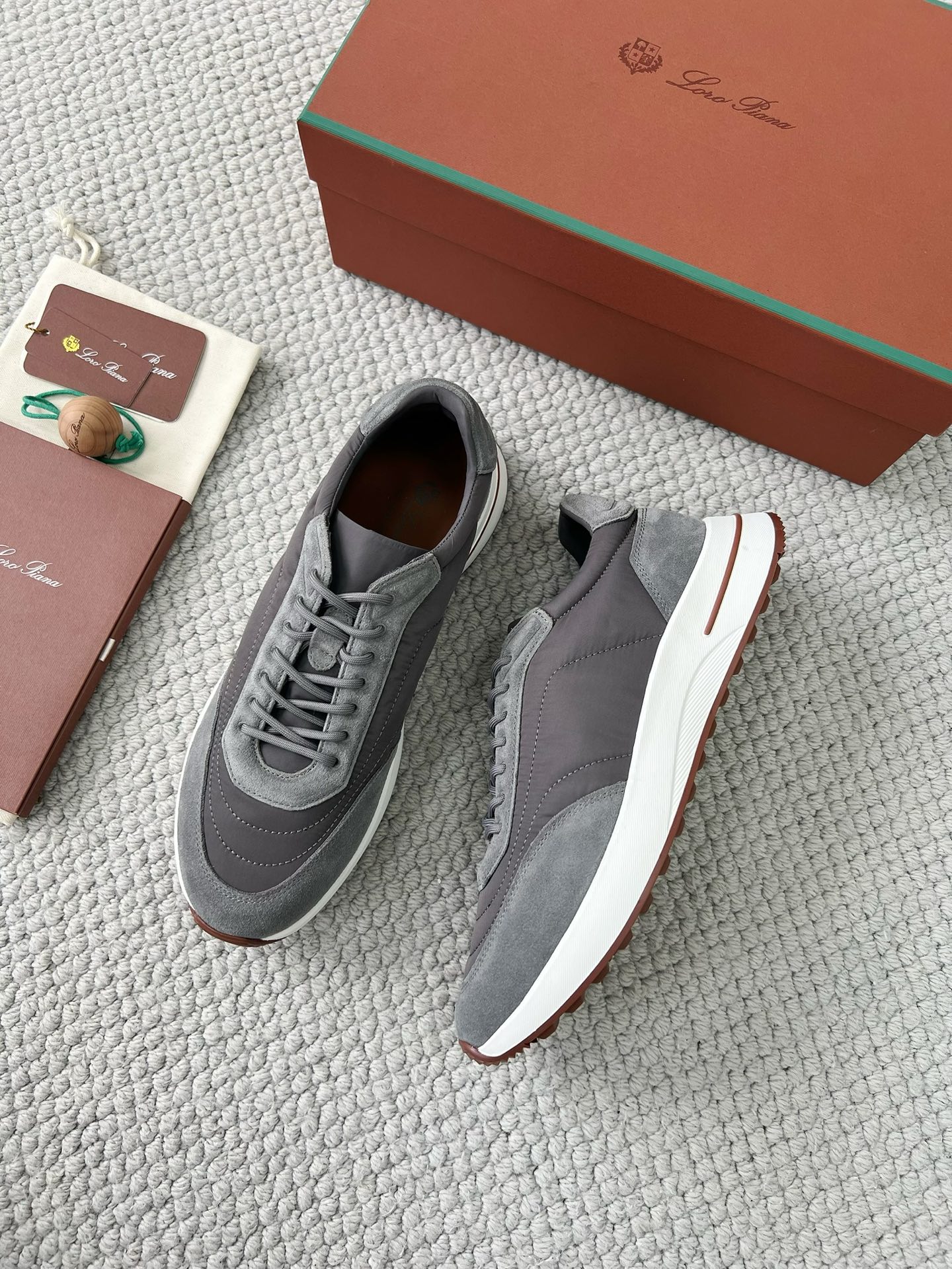 LP Loro Piana Week End Walk  Low-top Comfortable and casual Men's Shoes  Bullshit C5运动鞋 波鞋 LP012-81