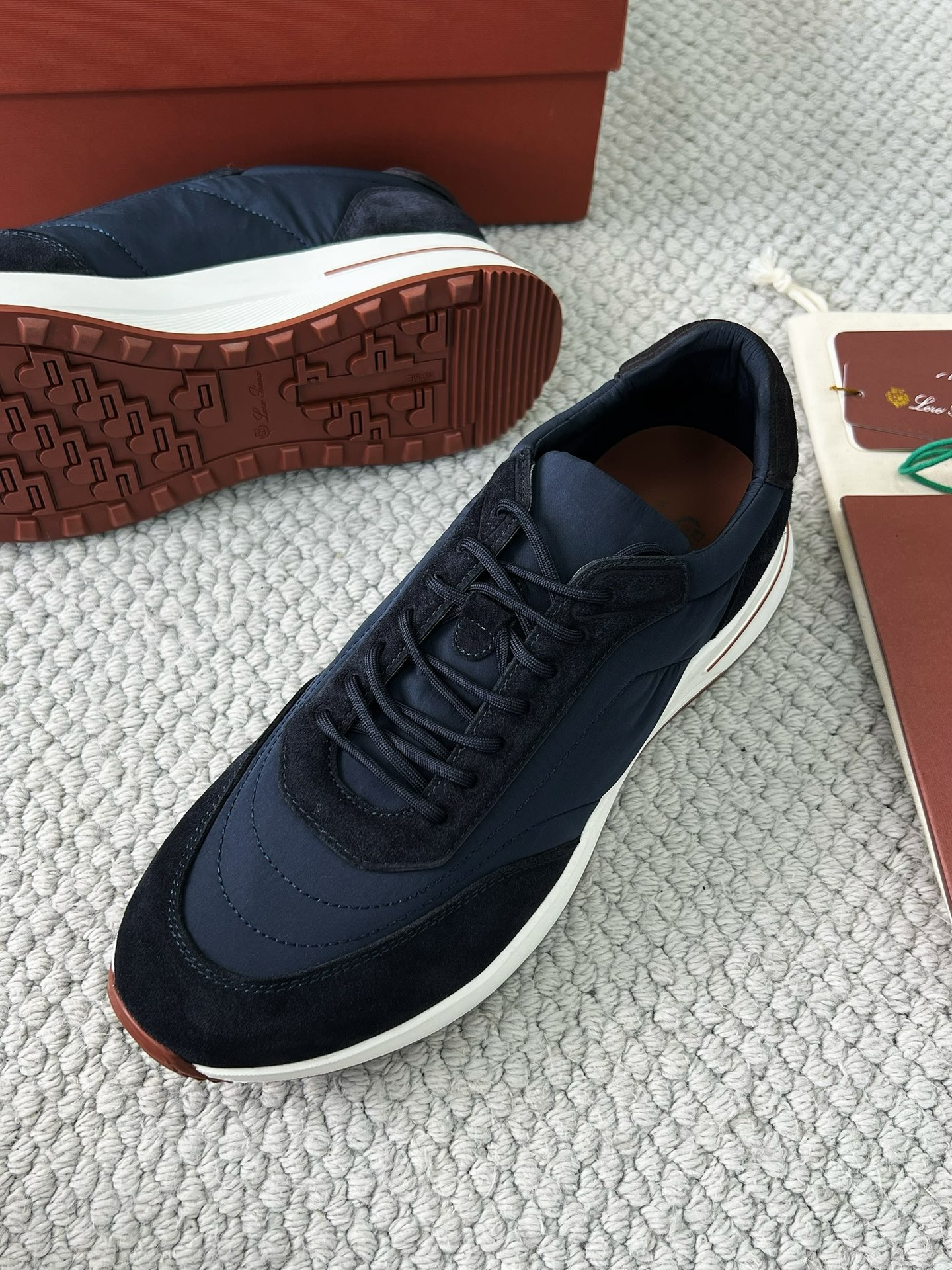 LP Loro Piana Week End Walk  Low-top Comfortable and casual Men's Shoes  Bullshit C5运动鞋 波鞋 LP012-81