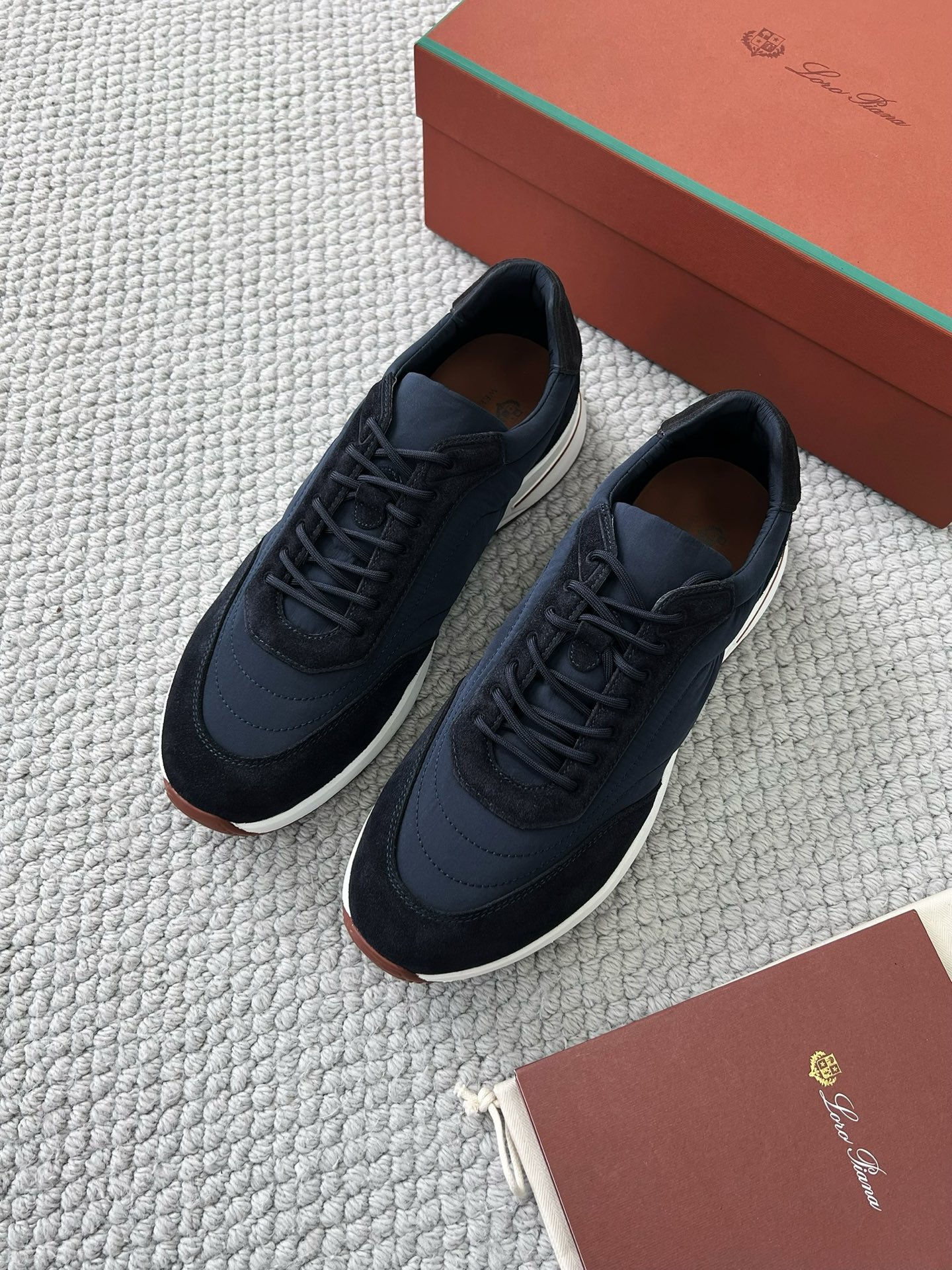 LP Loro Piana Week End Walk  Low-top Comfortable and casual Men's Shoes  Bullshit C5运动鞋 波鞋 LP012-81
