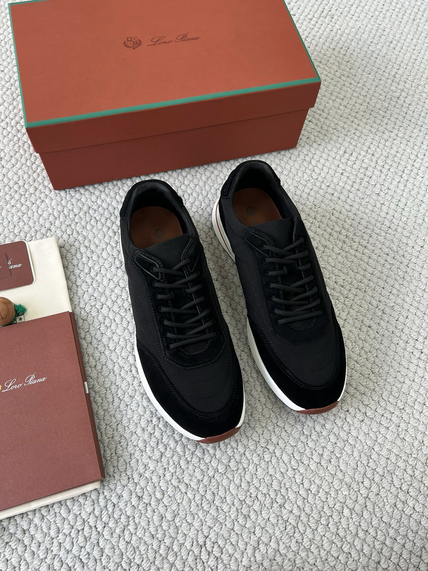 LP Loro Piana Week End Walk  Low-top Comfortable and casual Men's Shoes  Bullshit C5运动鞋 波鞋 LP012-81