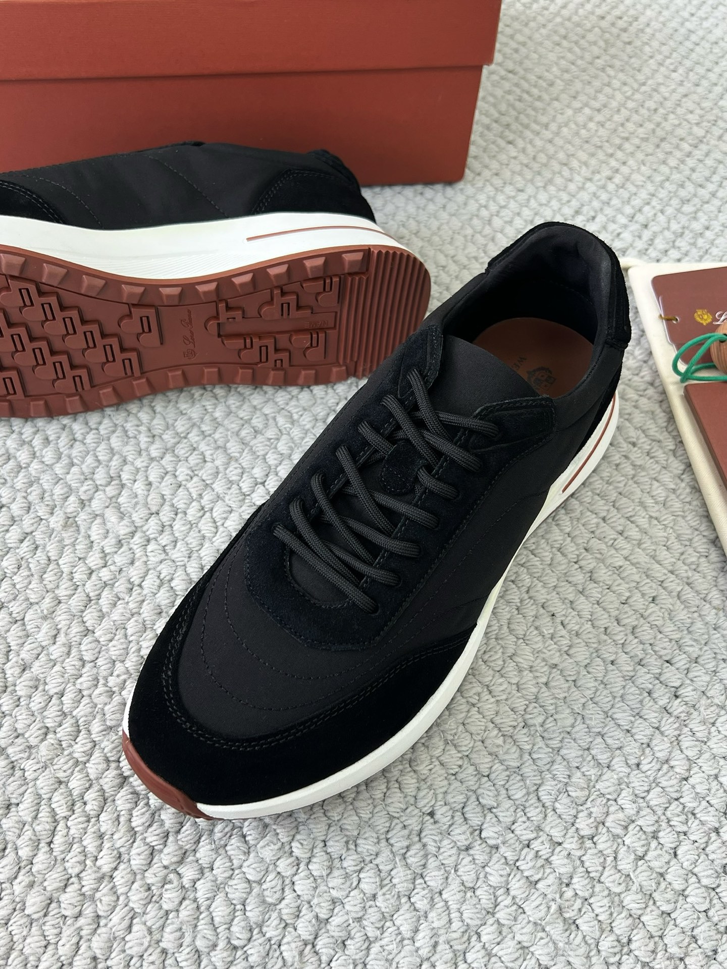 LP Loro Piana Week End Walk  Low-top Comfortable and casual Men's Shoes  Bullshit C5运动鞋 波鞋 LP012-81