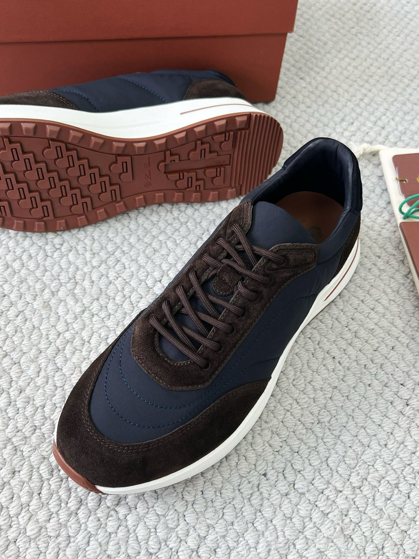 LP Loro Piana Week End Walk  Low-top Comfortable and casual Men's Shoes  Bullshit C5运动鞋 波鞋 LP012-81