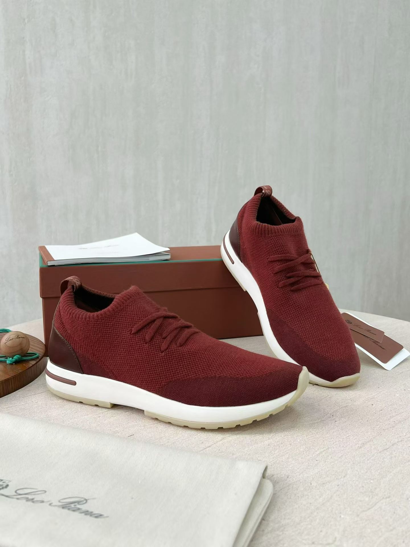 P Loro Piana Week End Walk  Low-top Comfortable and casual Men's Shoes  Bullshit C0运动鞋 波鞋 LP2521