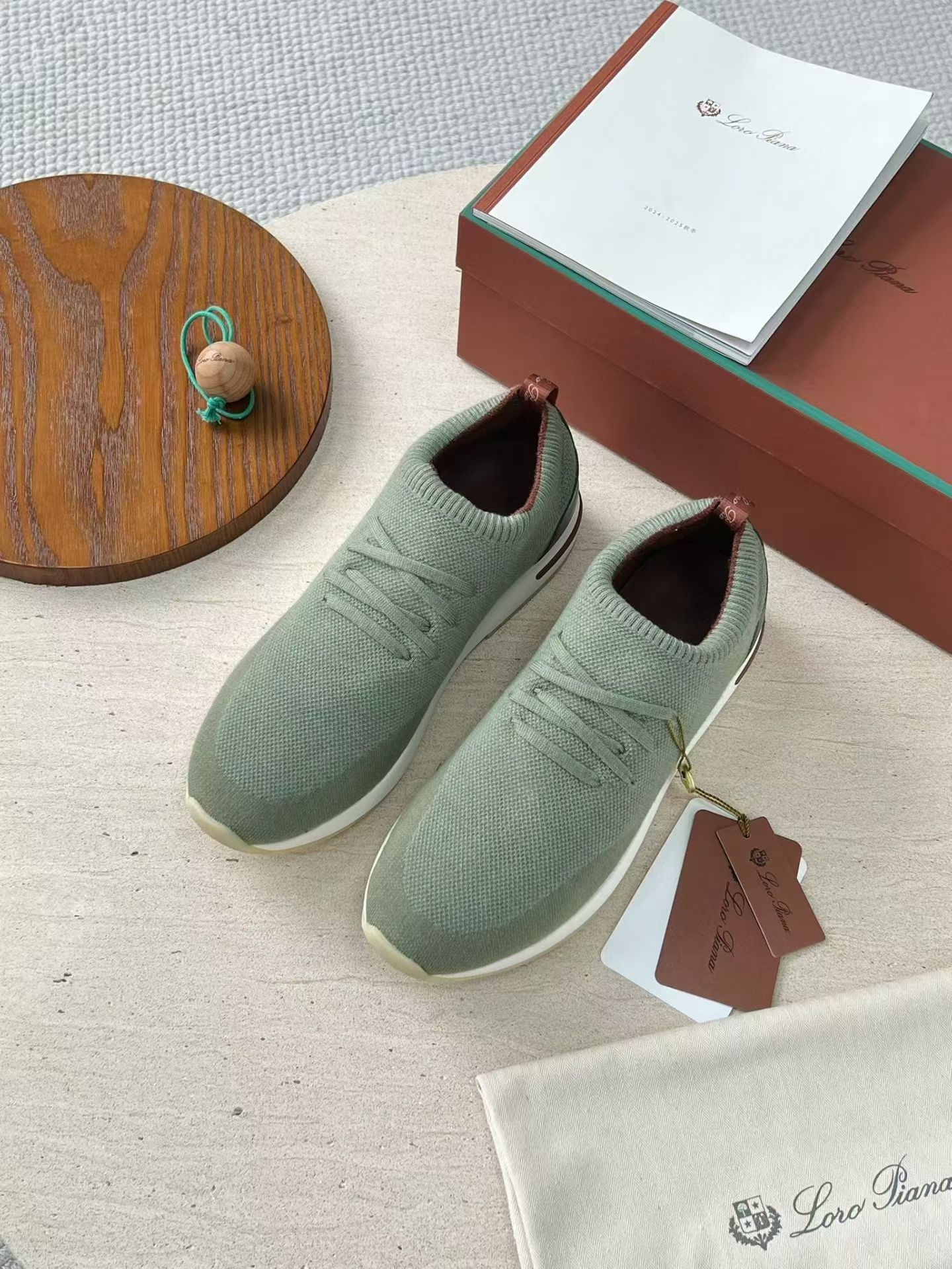 P Loro Piana Week End Walk  Low-top Comfortable and casual Men's Shoes  Bullshit C0运动鞋 波鞋 LP2521