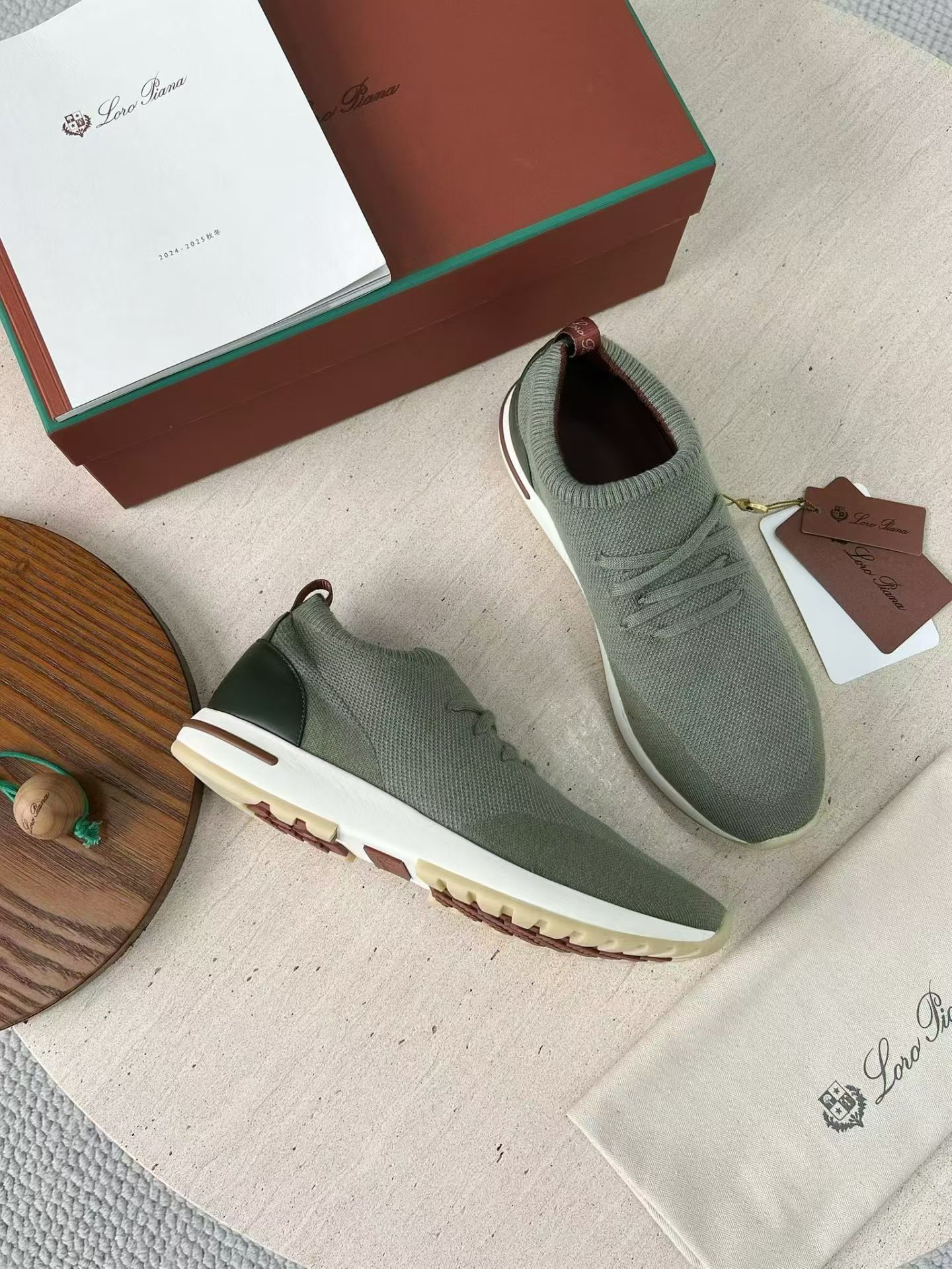 P Loro Piana Week End Walk  Low-top Comfortable and casual Men's Shoes  Bullshit C0运动鞋 波鞋 LP2521