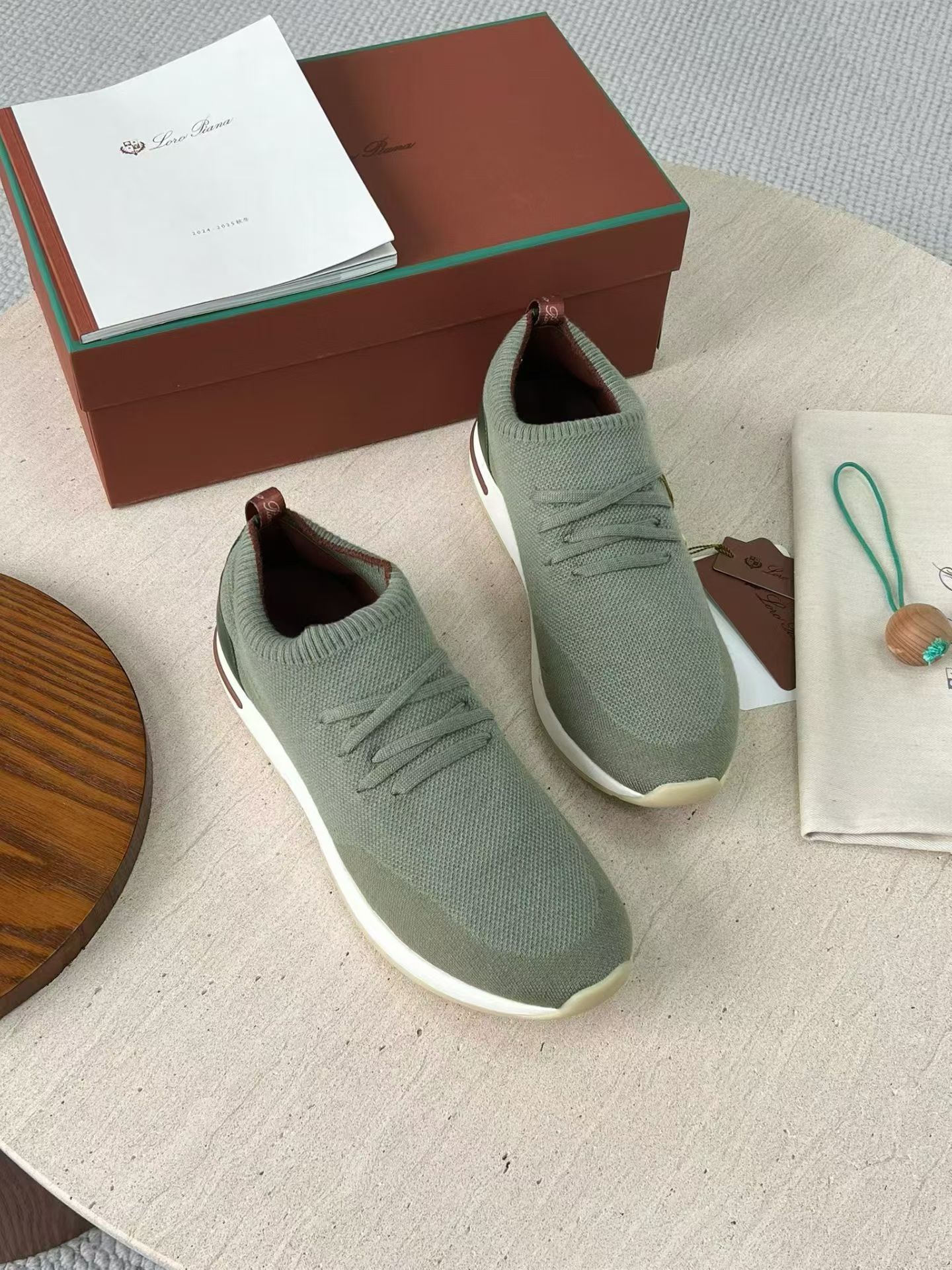 P Loro Piana Week End Walk  Low-top Comfortable and casual Men's Shoes  Bullshit C0运动鞋 波鞋 LP2521