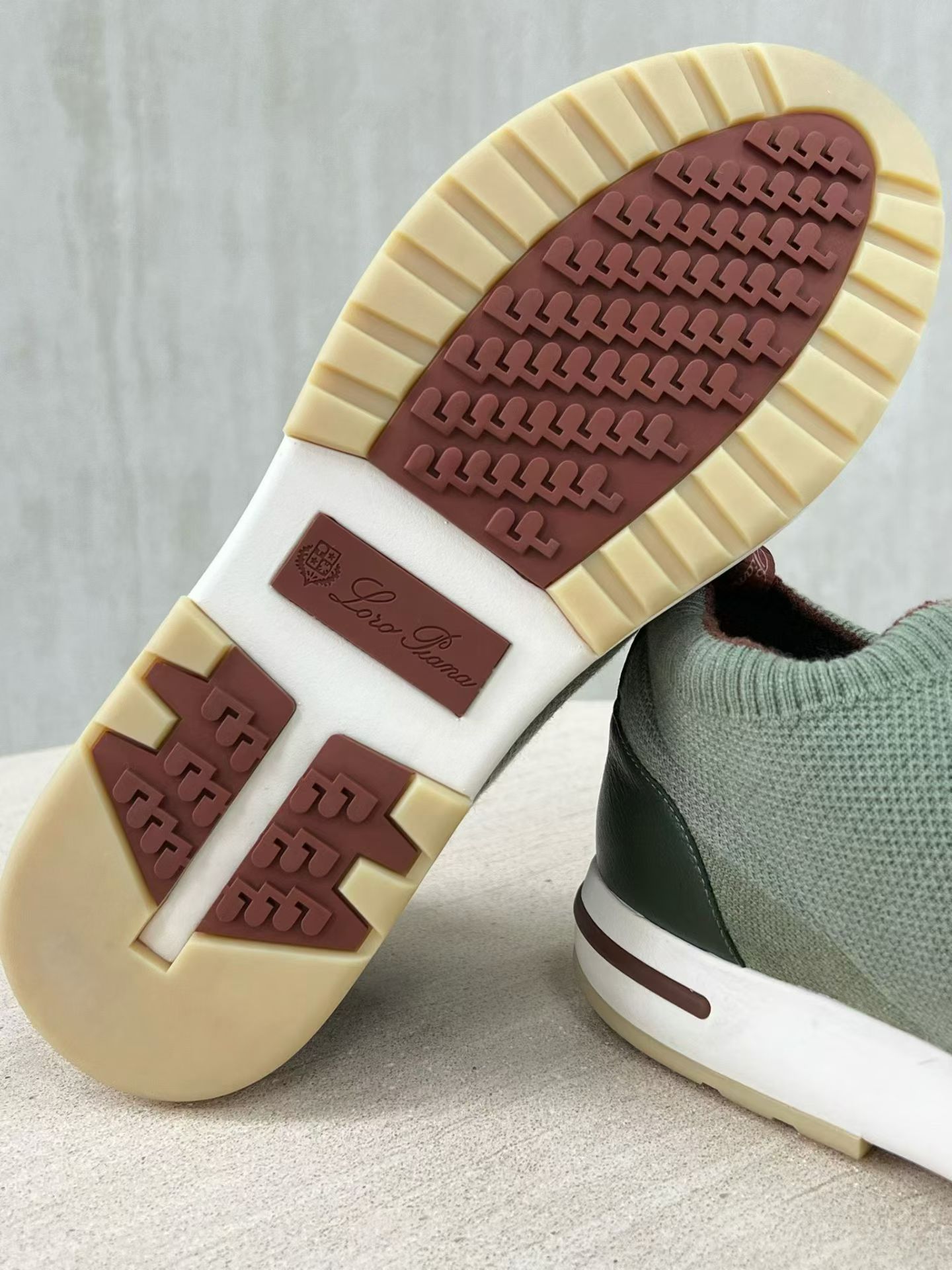 P Loro Piana Week End Walk  Low-top Comfortable and casual Men's Shoes  Bullshit C0运动鞋 波鞋 LP2521