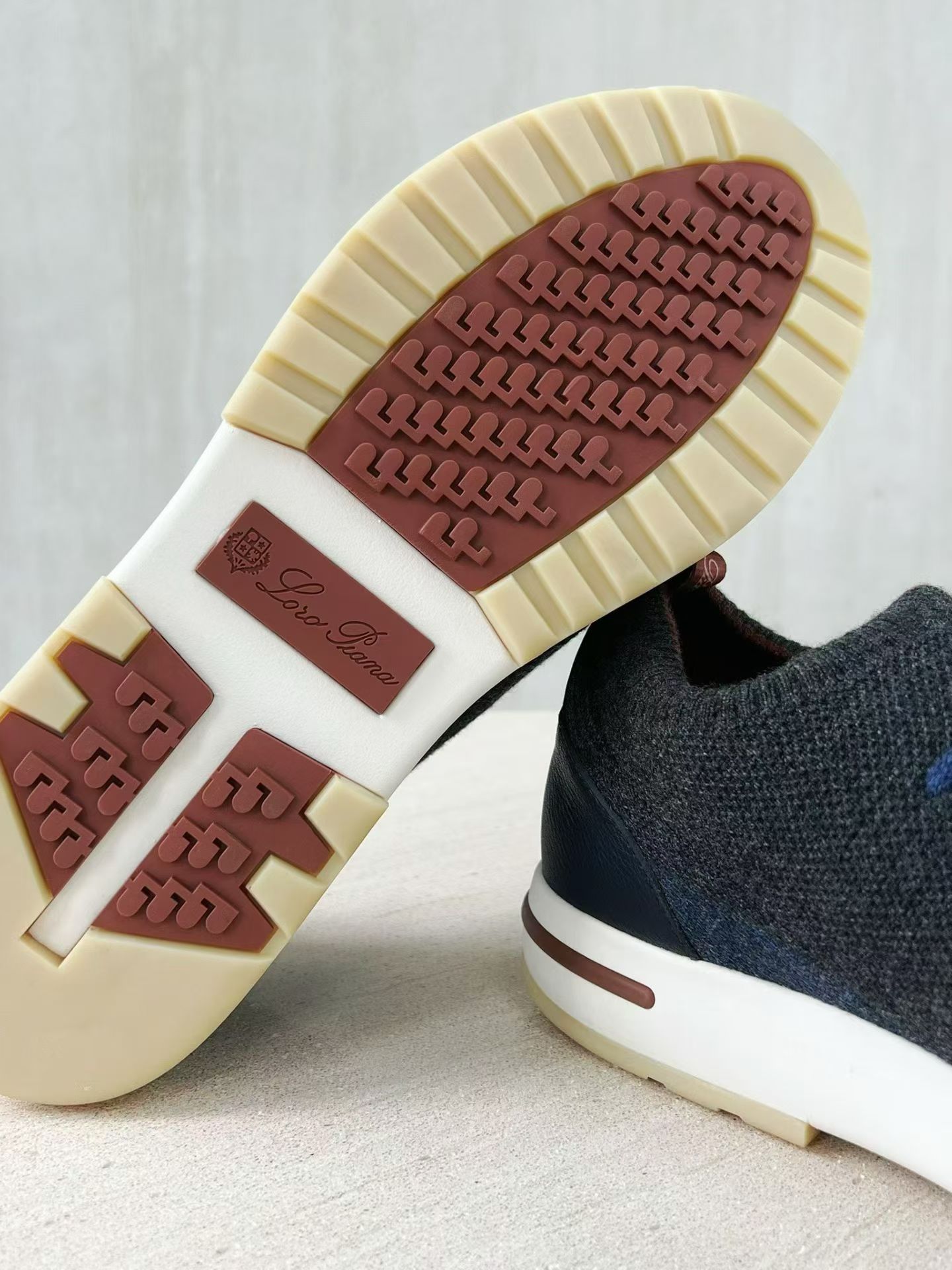 P Loro Piana Week End Walk  Low-top Comfortable and casual Men's Shoes  Bullshit C0运动鞋 波鞋 LP2521