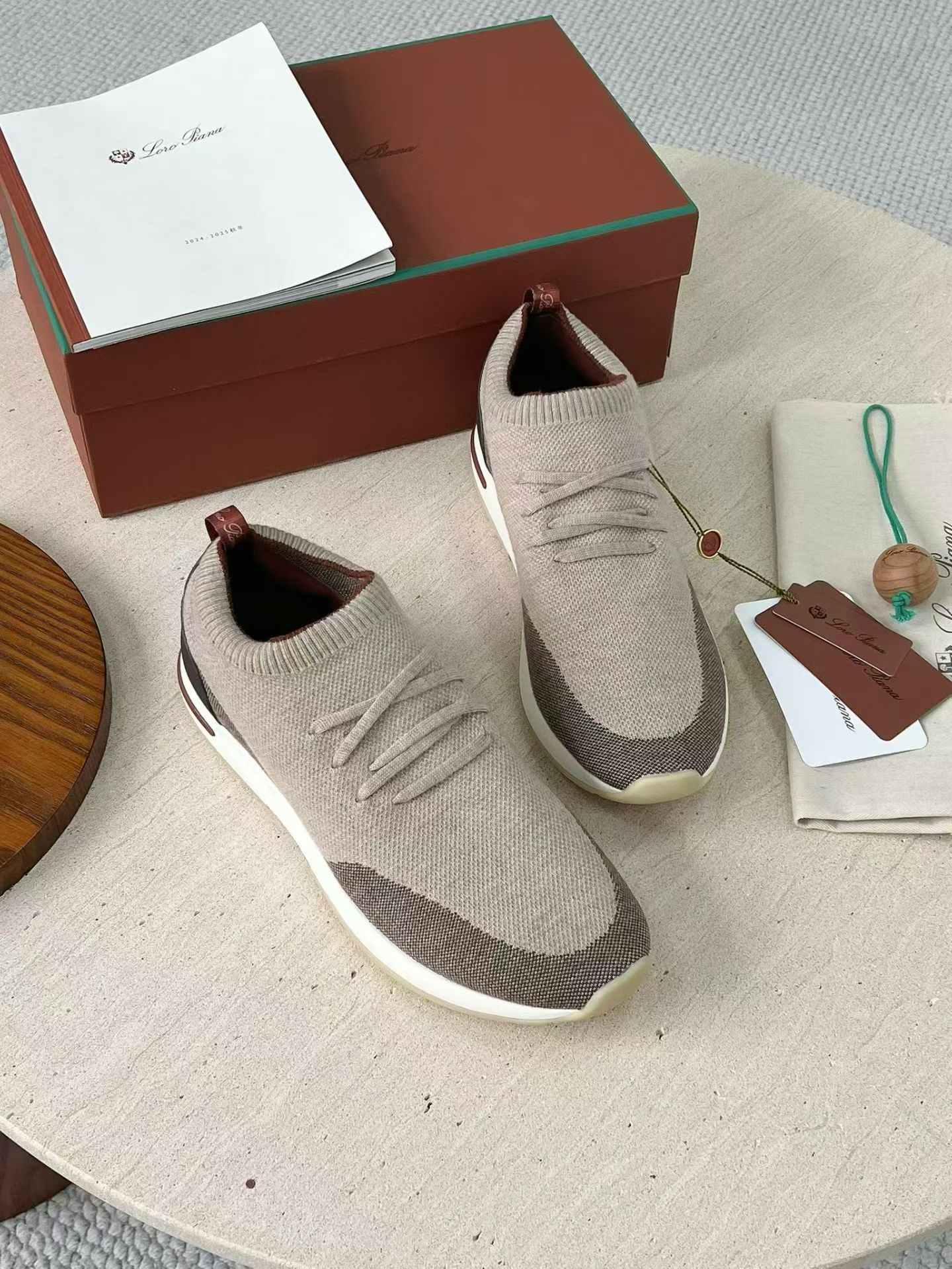 P Loro Piana Week End Walk  Low-top Comfortable and casual Men's Shoes  Bullshit C0运动鞋 波鞋 LP2521