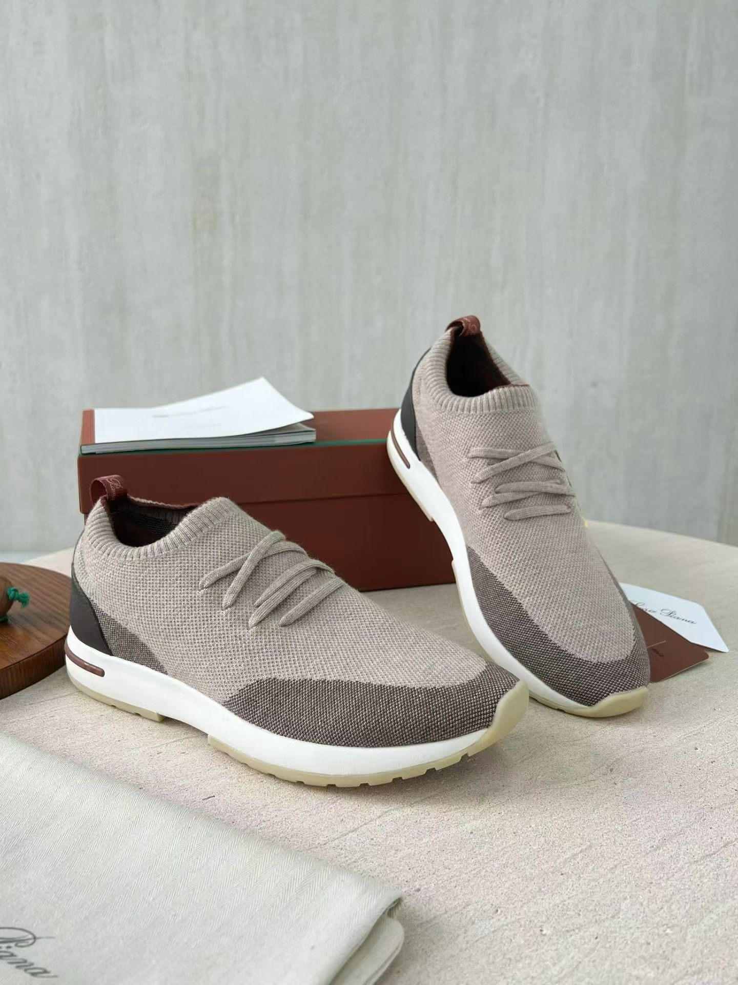 P Loro Piana Week End Walk  Low-top Comfortable and casual Men's Shoes  Bullshit C0运动鞋 波鞋 LP2521