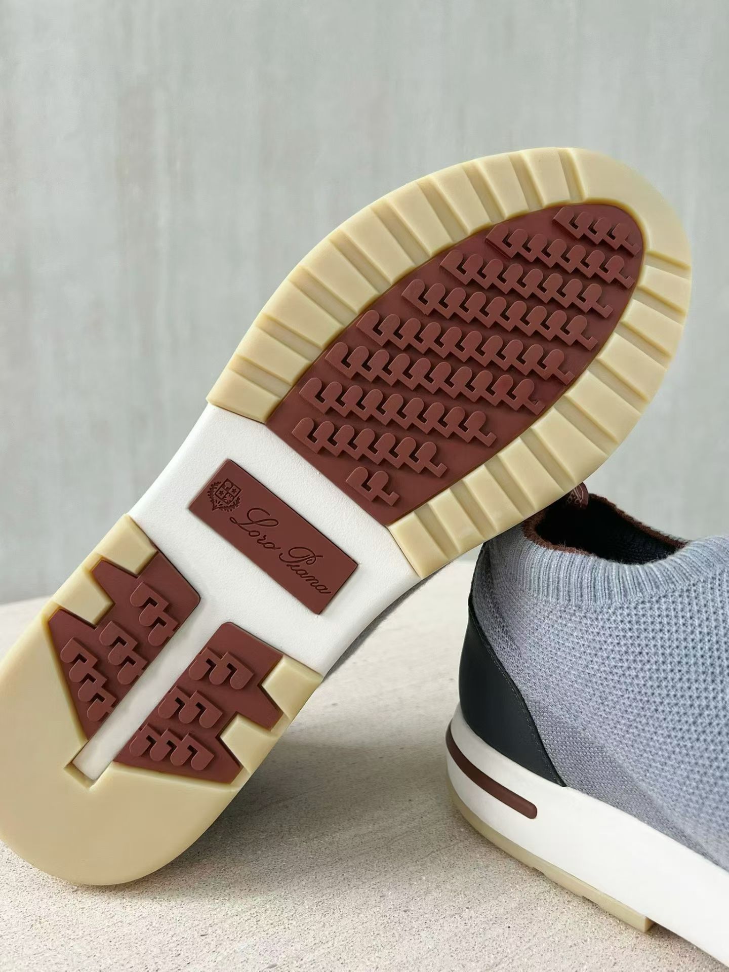 P Loro Piana Week End Walk  Low-top Comfortable and casual Men's Shoes  Bullshit C0运动鞋 波鞋 LP2521