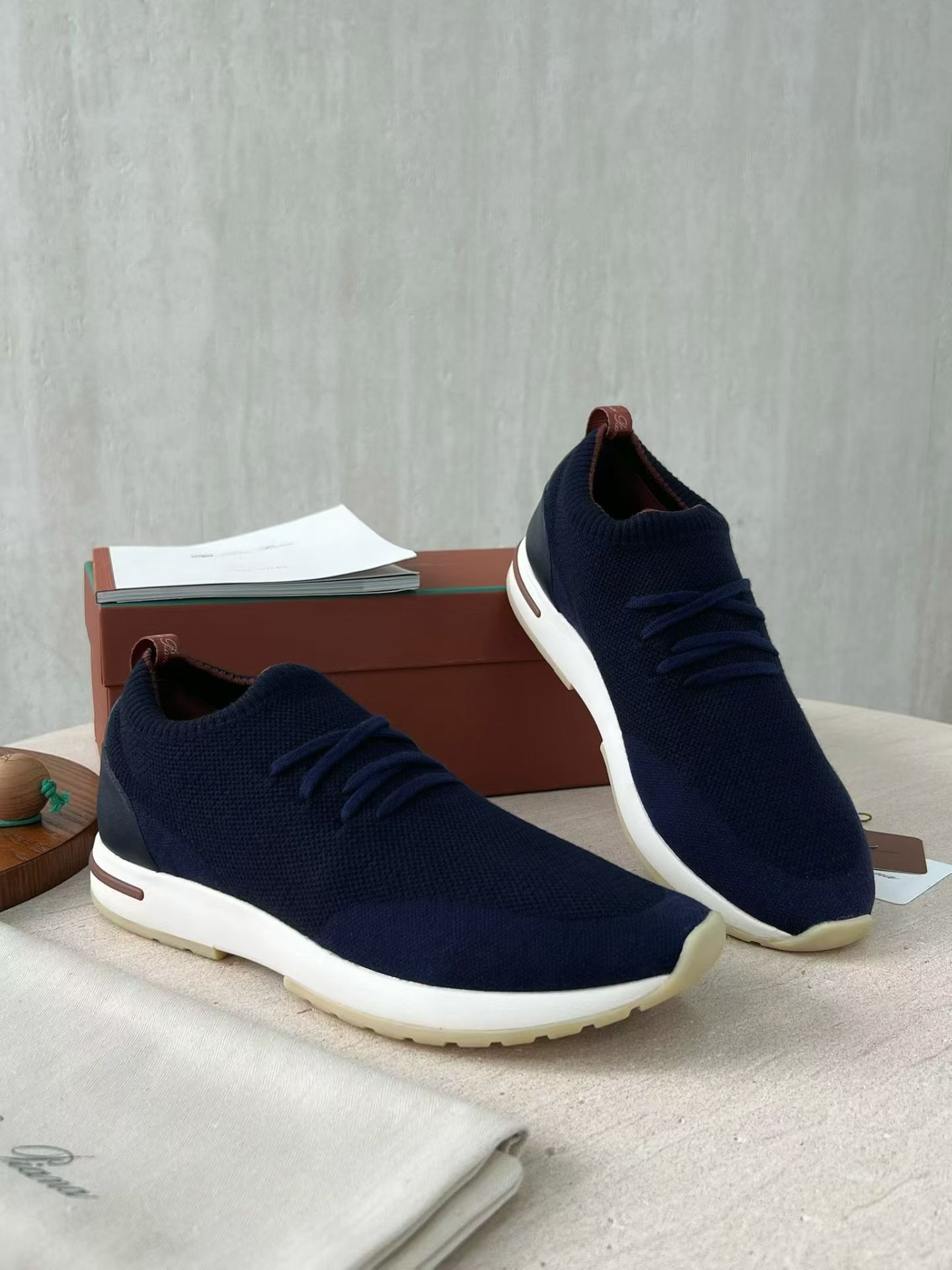 P Loro Piana Week End Walk  Low-top Comfortable and casual Men's Shoes  Bullshit C0运动鞋 波鞋 LP2521