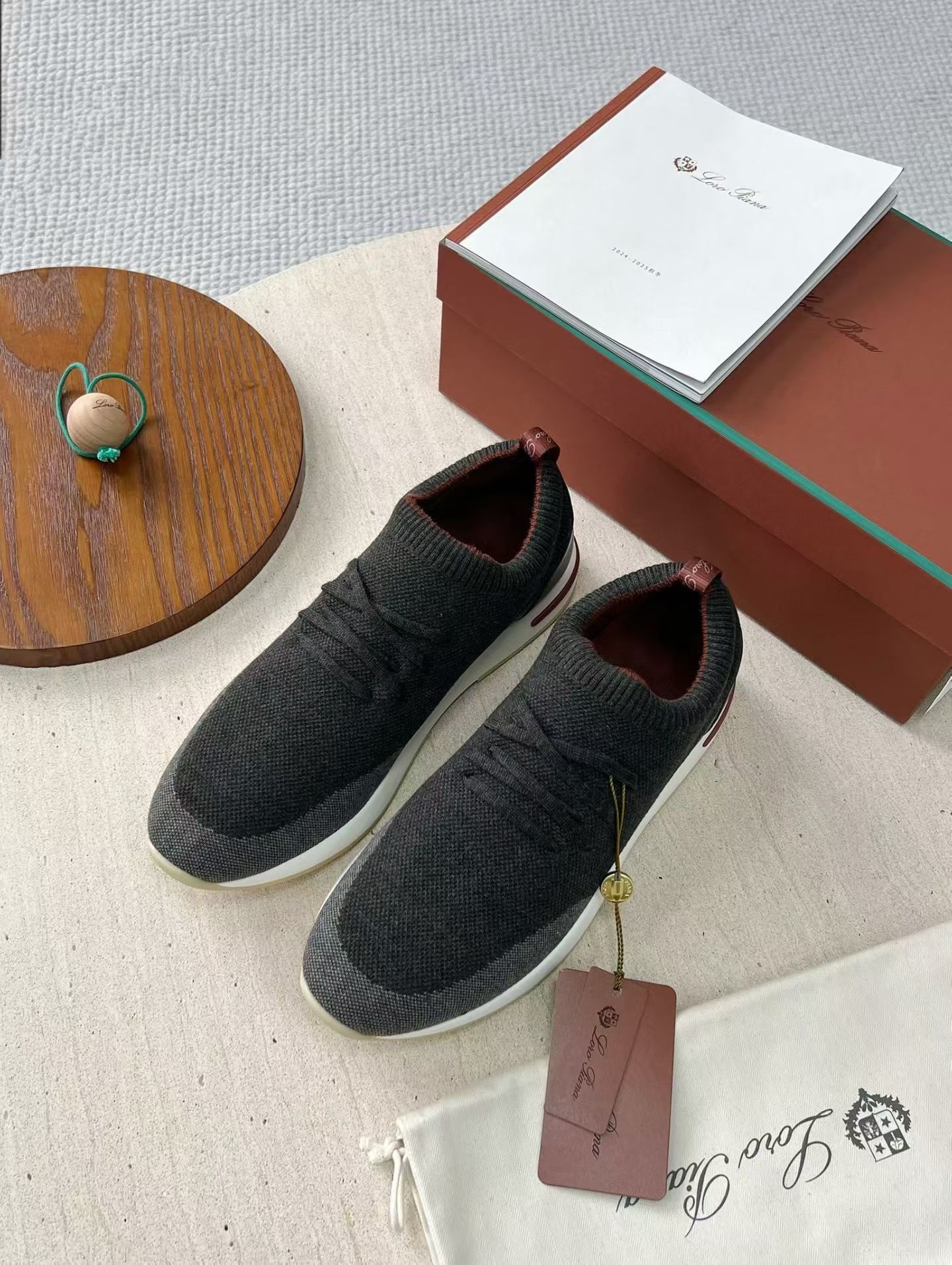 P Loro Piana Week End Walk  Low-top Comfortable and casual Men's Shoes  Bullshit C0运动鞋 波鞋 LP2521