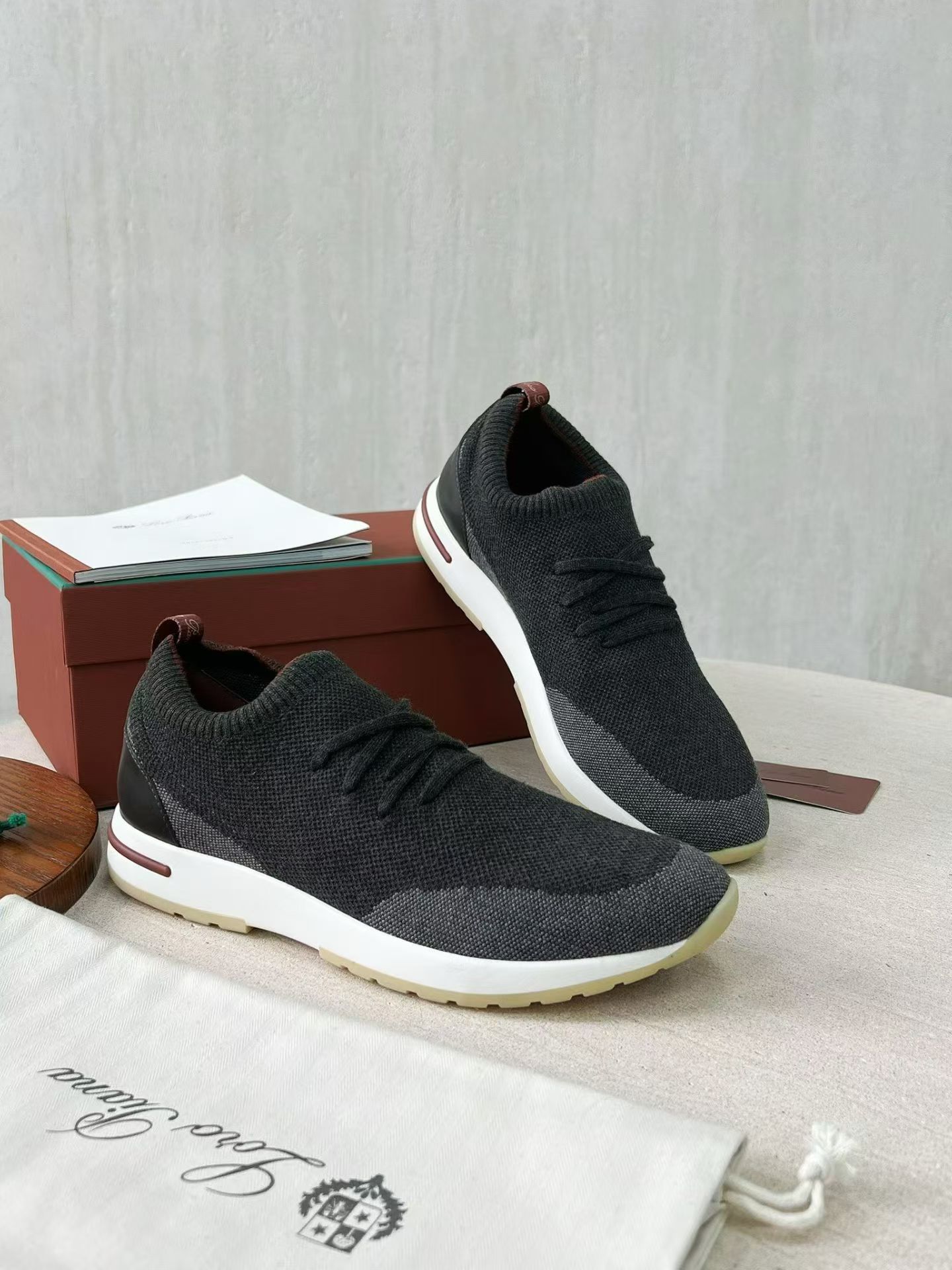 P Loro Piana Week End Walk  Low-top Comfortable and casual Men's Shoes  Bullshit C0运动鞋 波鞋 LP2521