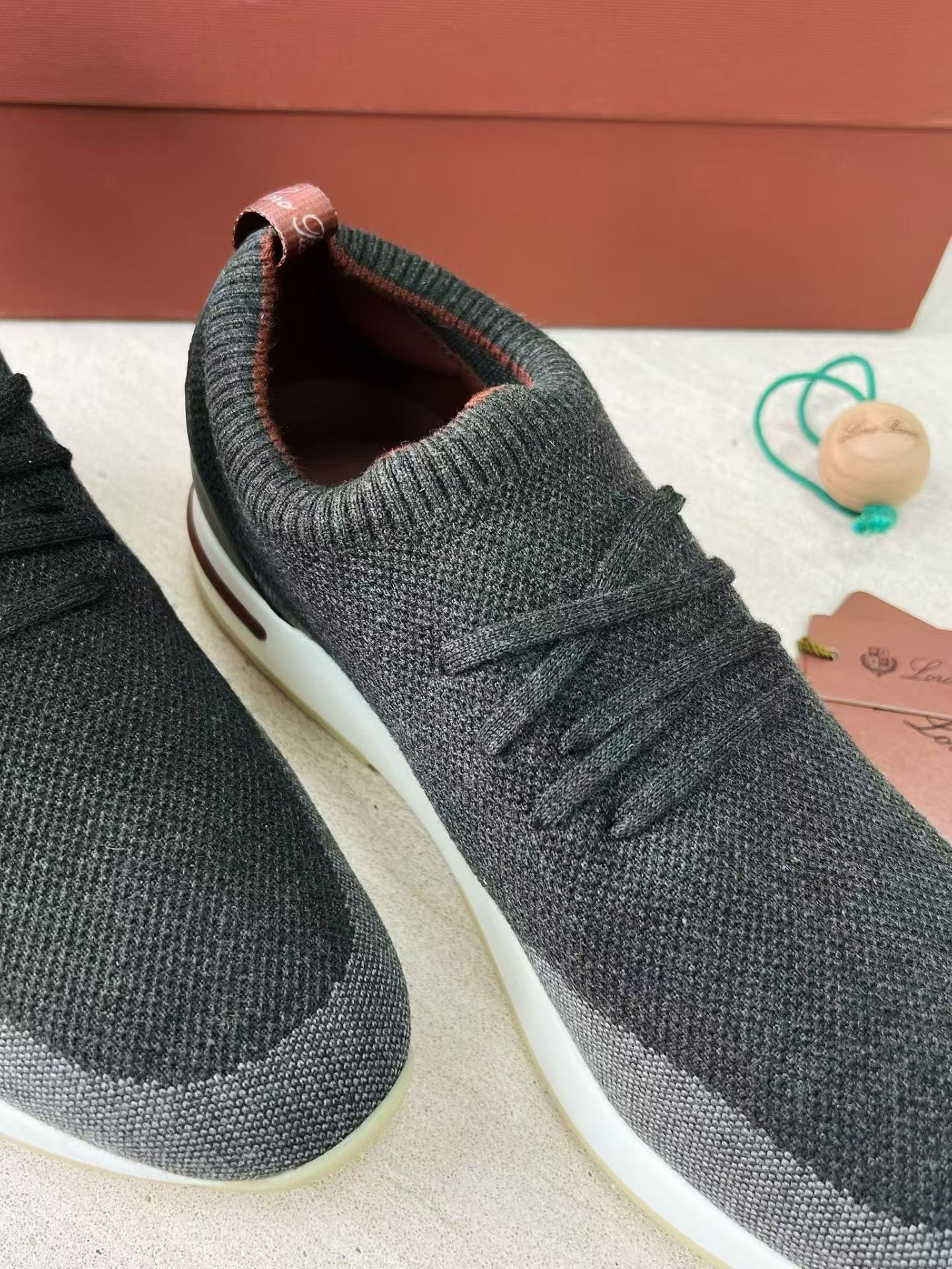 P Loro Piana Week End Walk  Low-top Comfortable and casual Men's Shoes  Bullshit C0运动鞋 波鞋 LP2521