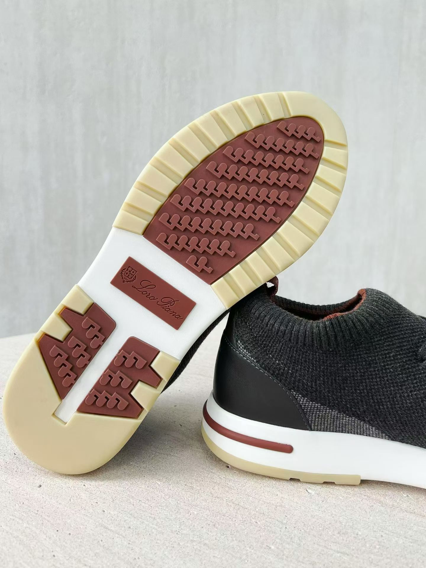 P Loro Piana Week End Walk  Low-top Comfortable and casual Men's Shoes  Bullshit C0运动鞋 波鞋 LP2521