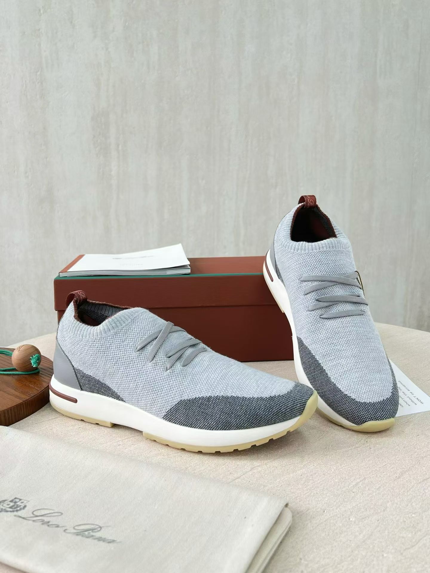P Loro Piana Week End Walk  Low-top Comfortable and casual Men's Shoes  Bullshit C0运动鞋 波鞋 LP2521